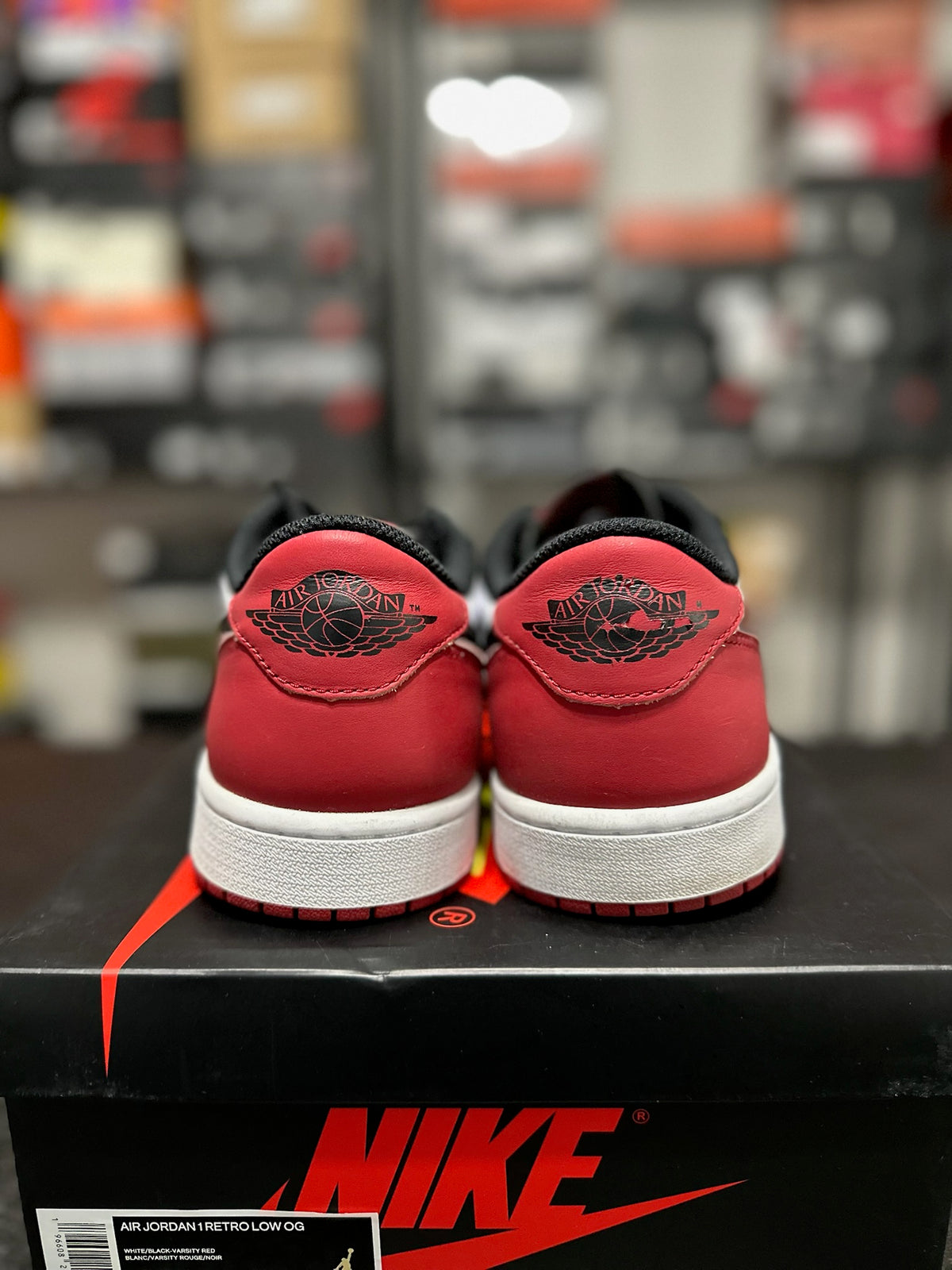 Size 10.5 - J1 Low Black Toe