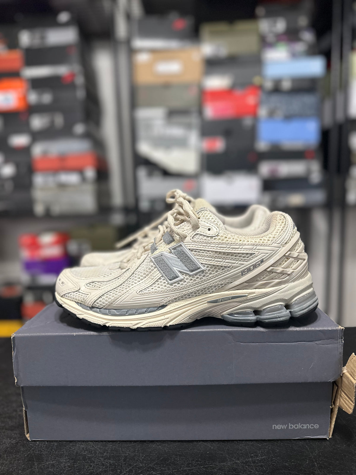 Size 9.5 - NB 2002r