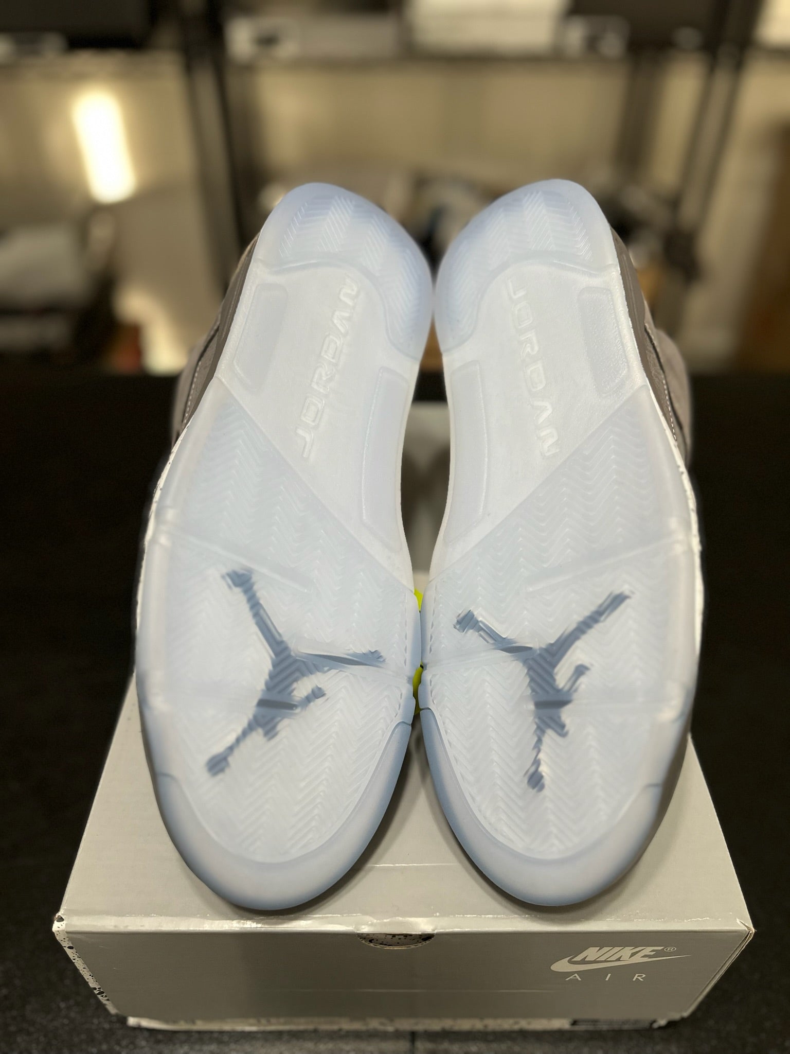 Size 11 - J5 Wolf Grey DS