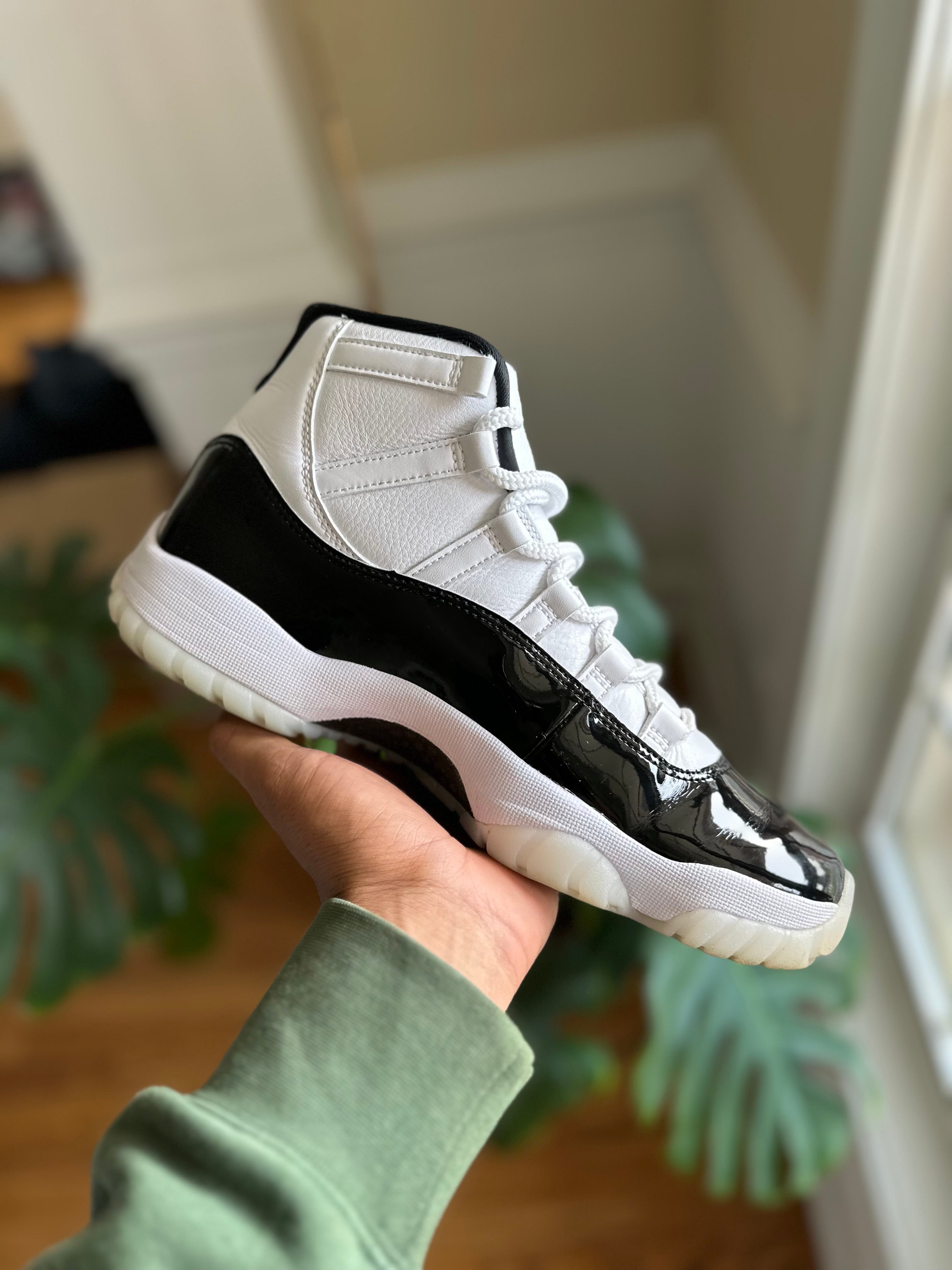 Size 9 - J11 gratitude