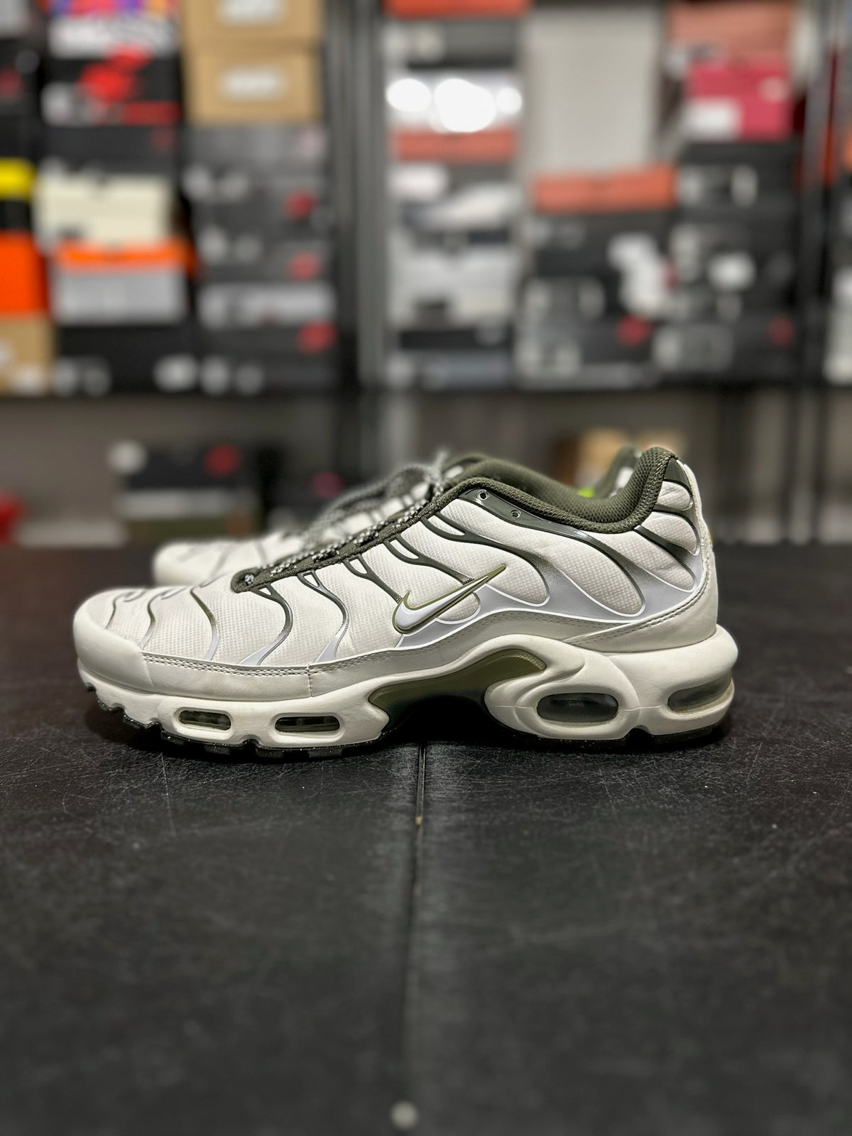 Size 10.5 - AM Plus Phantom Cargo Khaki