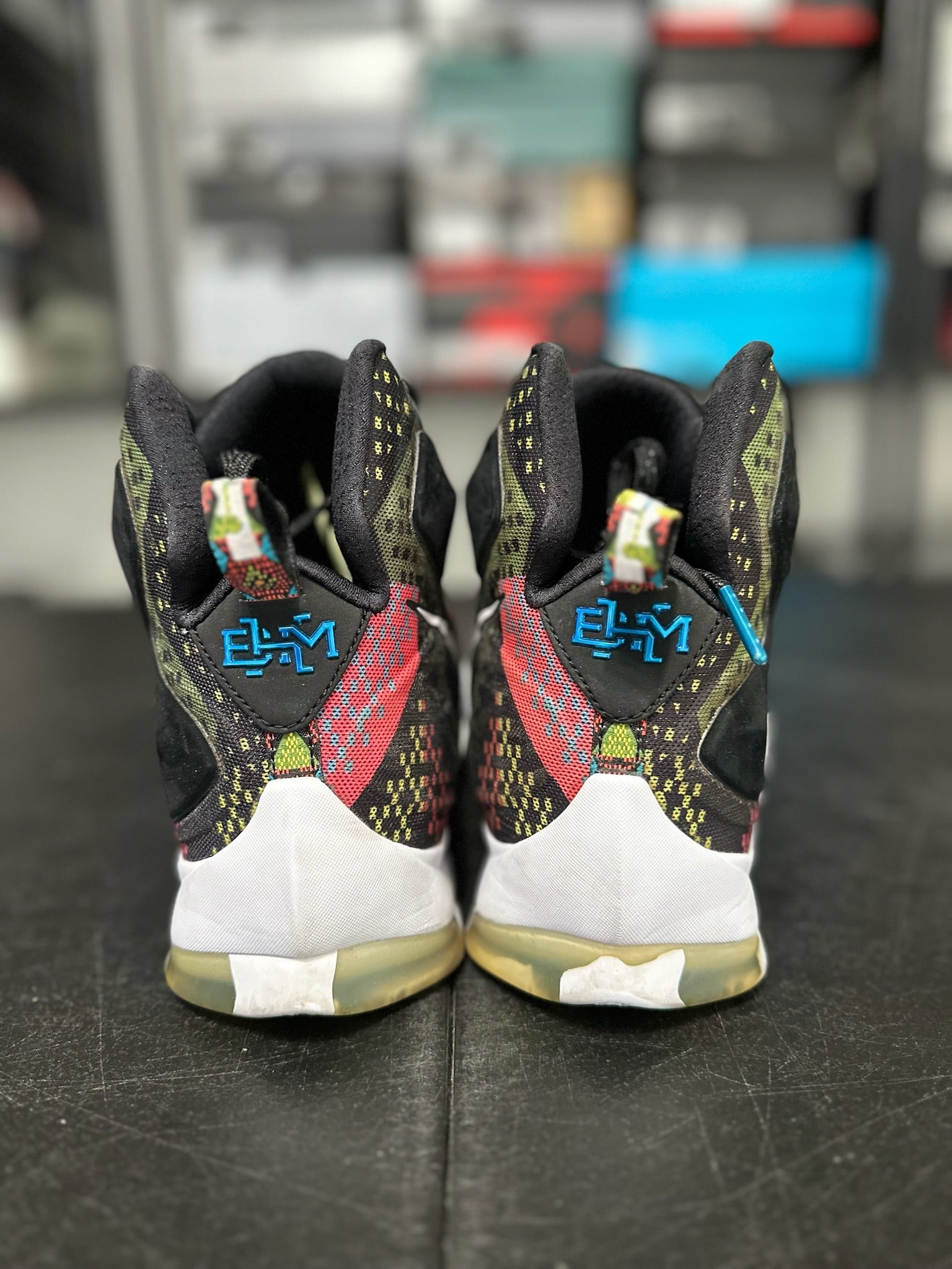 Size 11 - LeBron 13 BHM