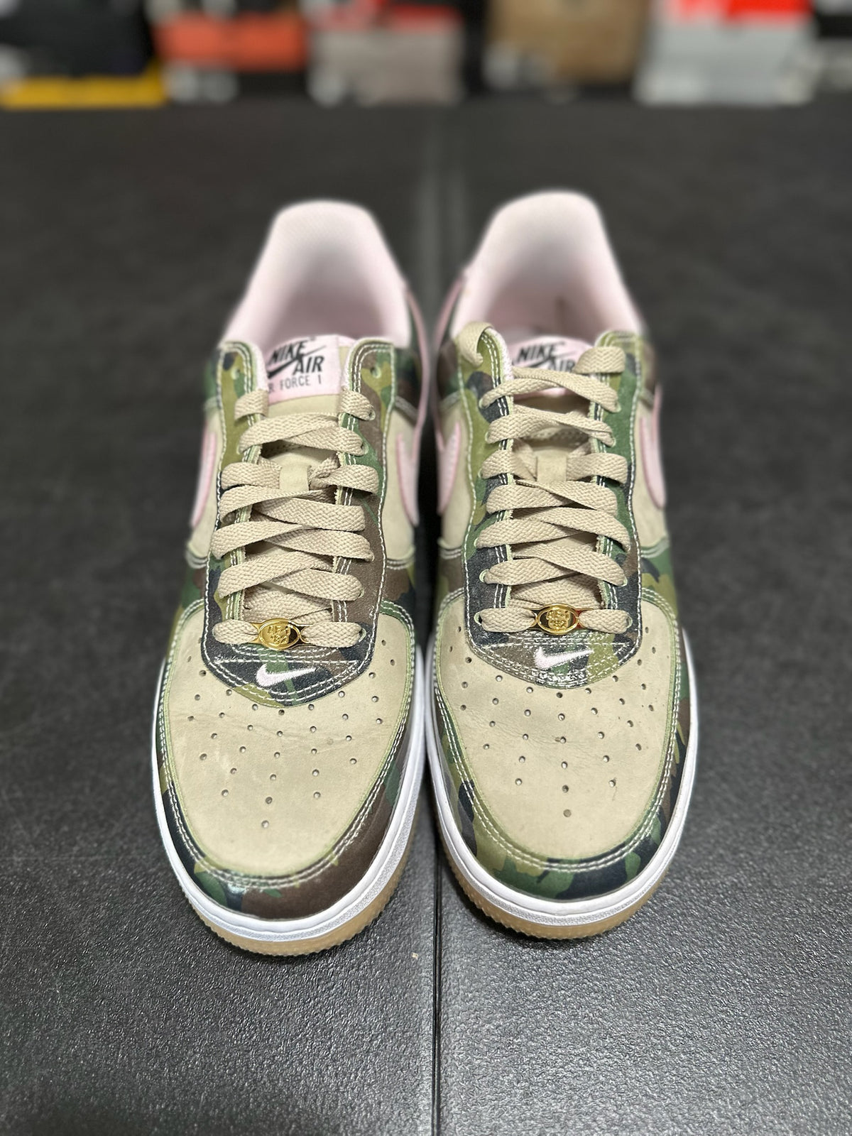 Size 8 - af 1 low ‘07 patent camo pink