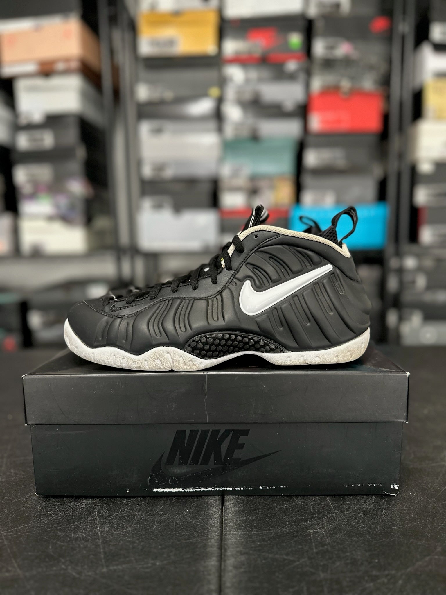 Size 10 - Foamposite Pro Dr. Doom