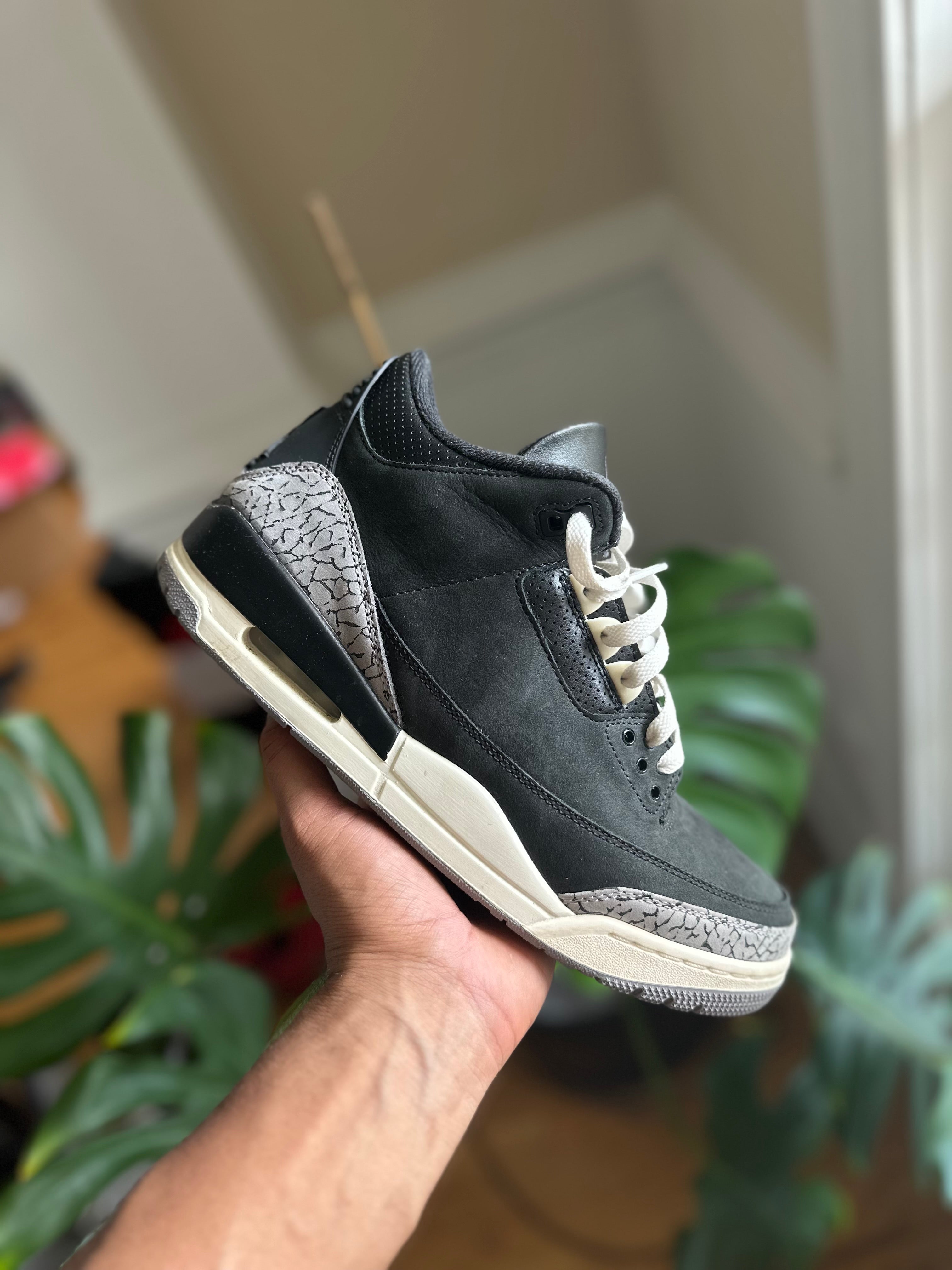 Size 9.5 - (11W) J3 off noir