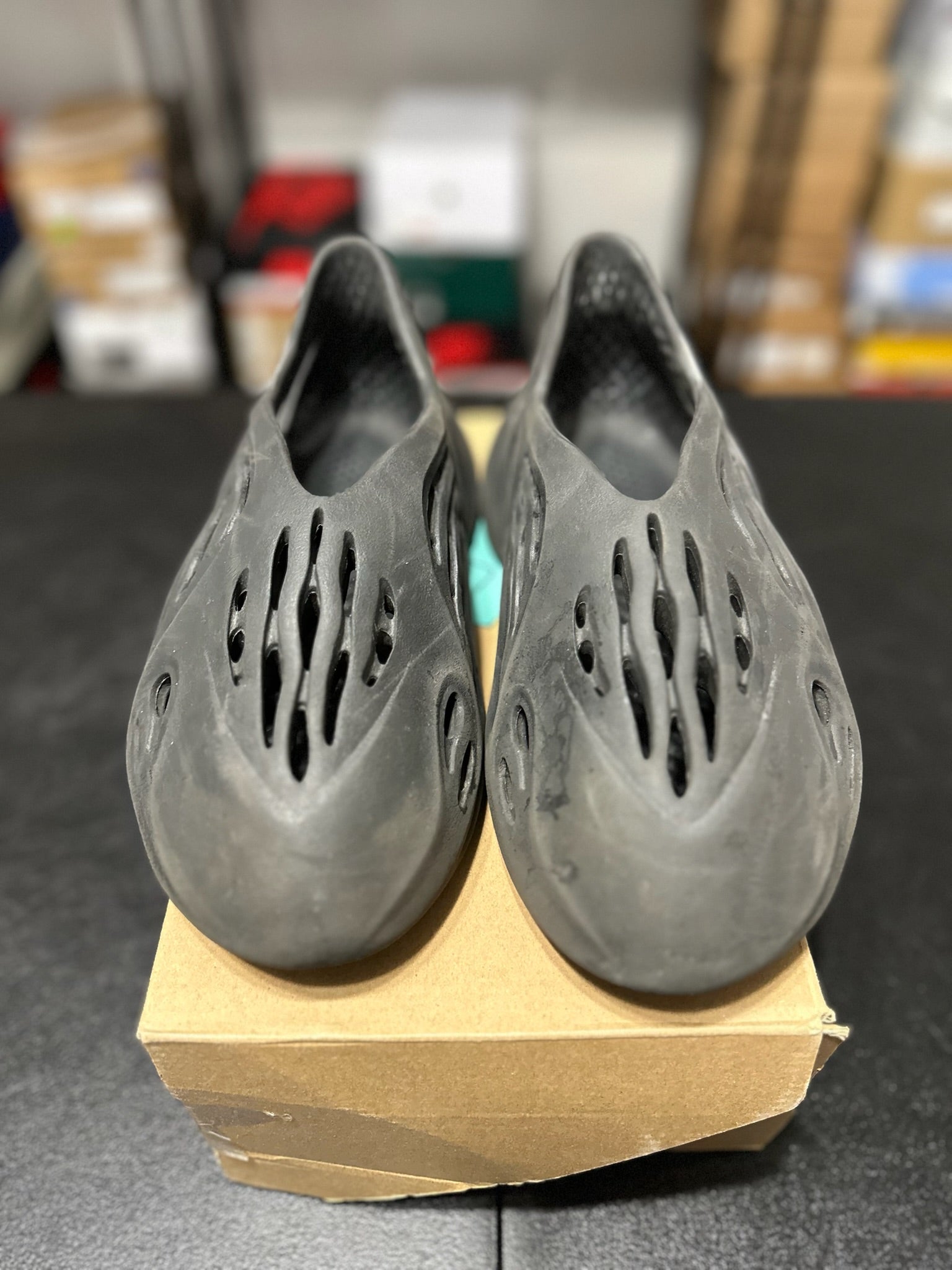 Size 9 - YZY Foam RNR Onyx