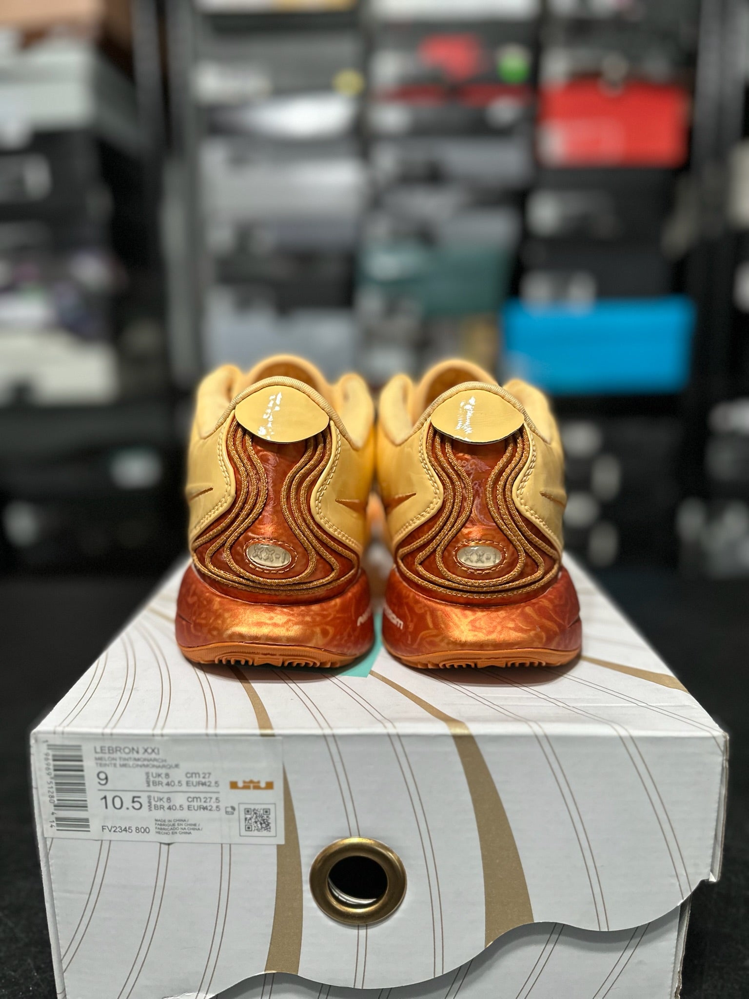 Size 9 - LeBron 21 Melo Melo