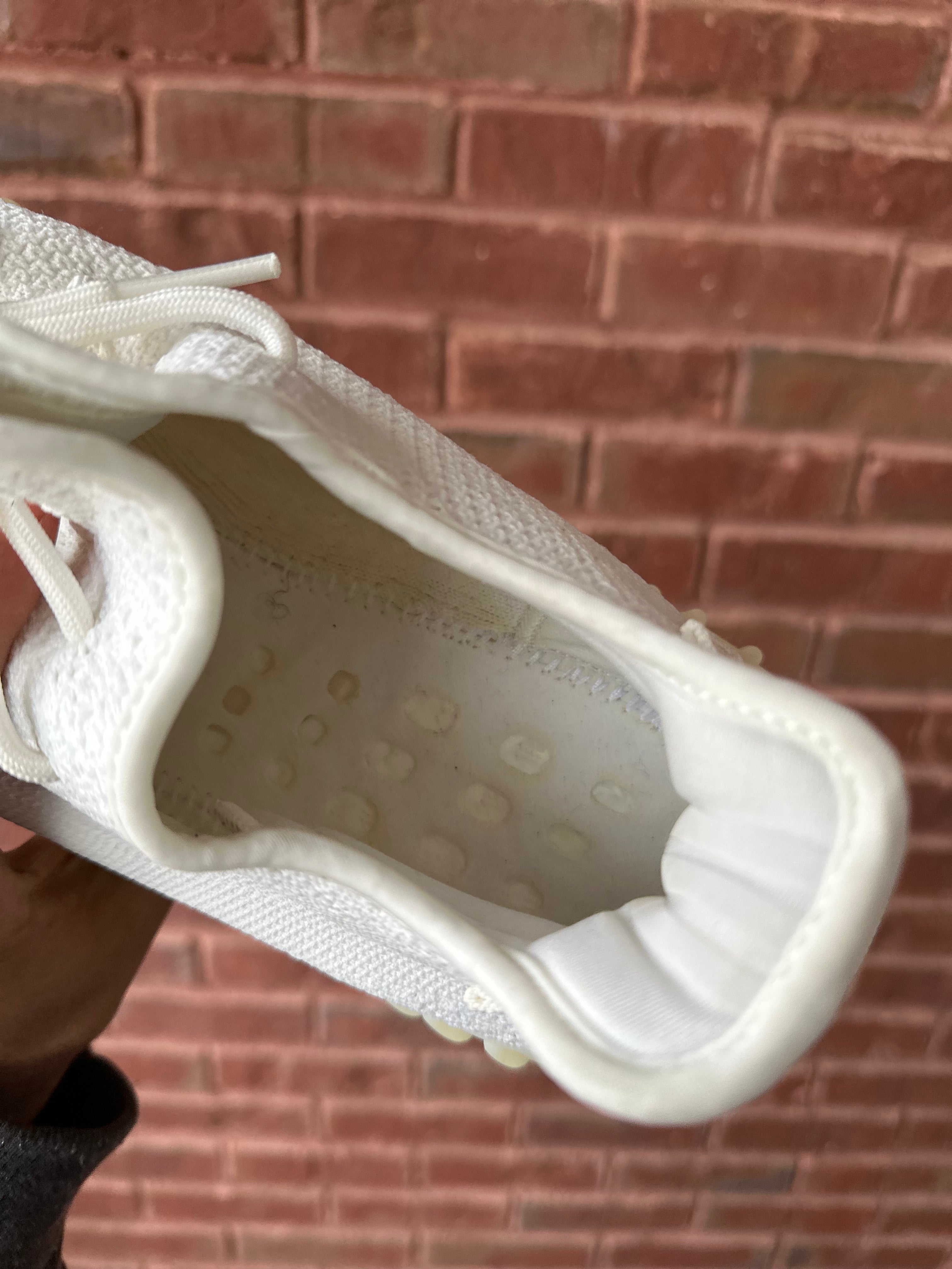 Size 11.5 - YZY 350 cream white/triple white