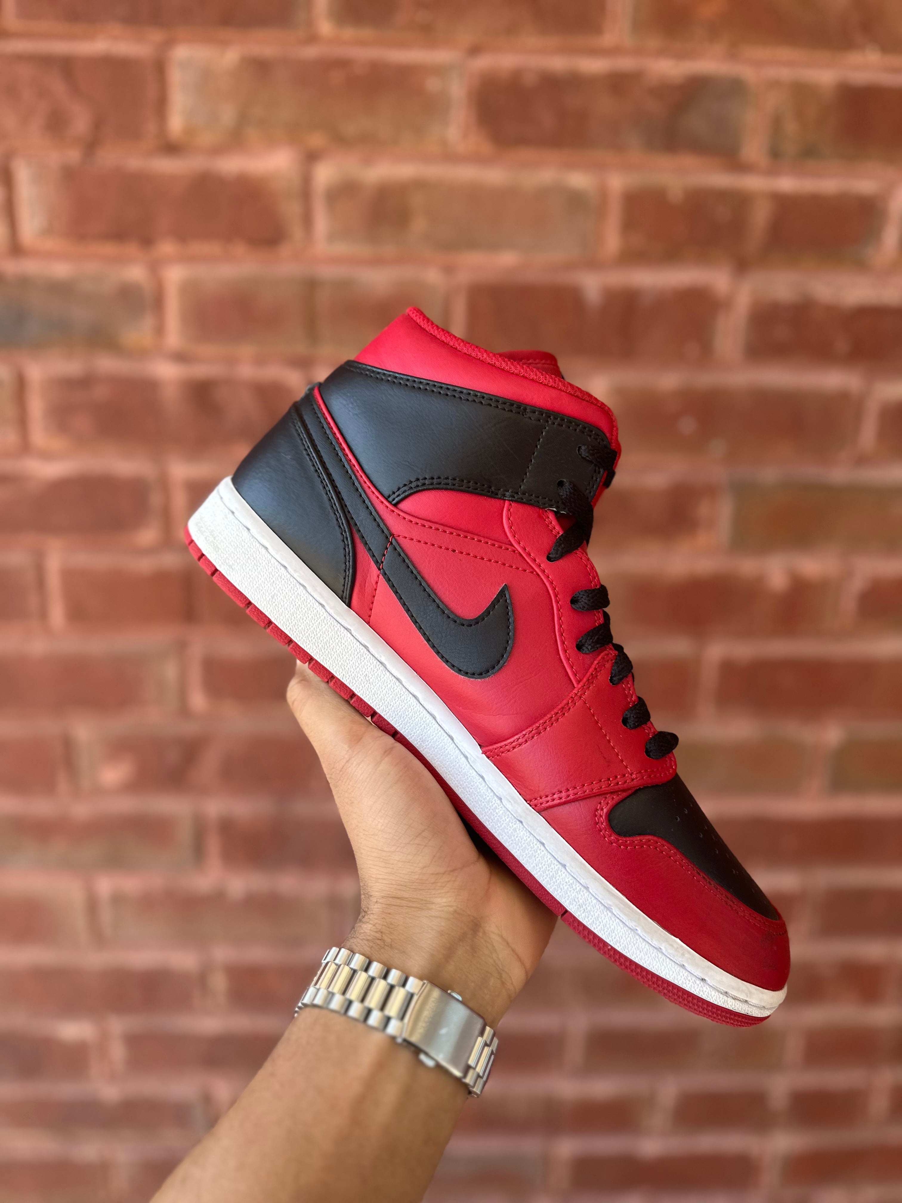 Size 10 - J1 mid reverse bred