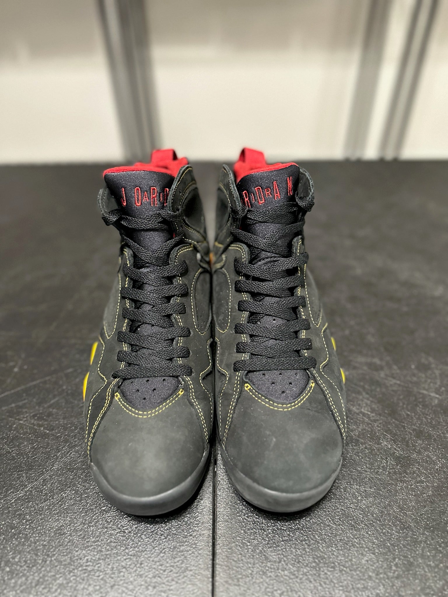 Size 9.5 - J7 Citrus