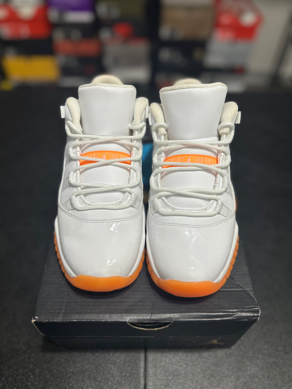 Size 6.5y - J11 low citrus