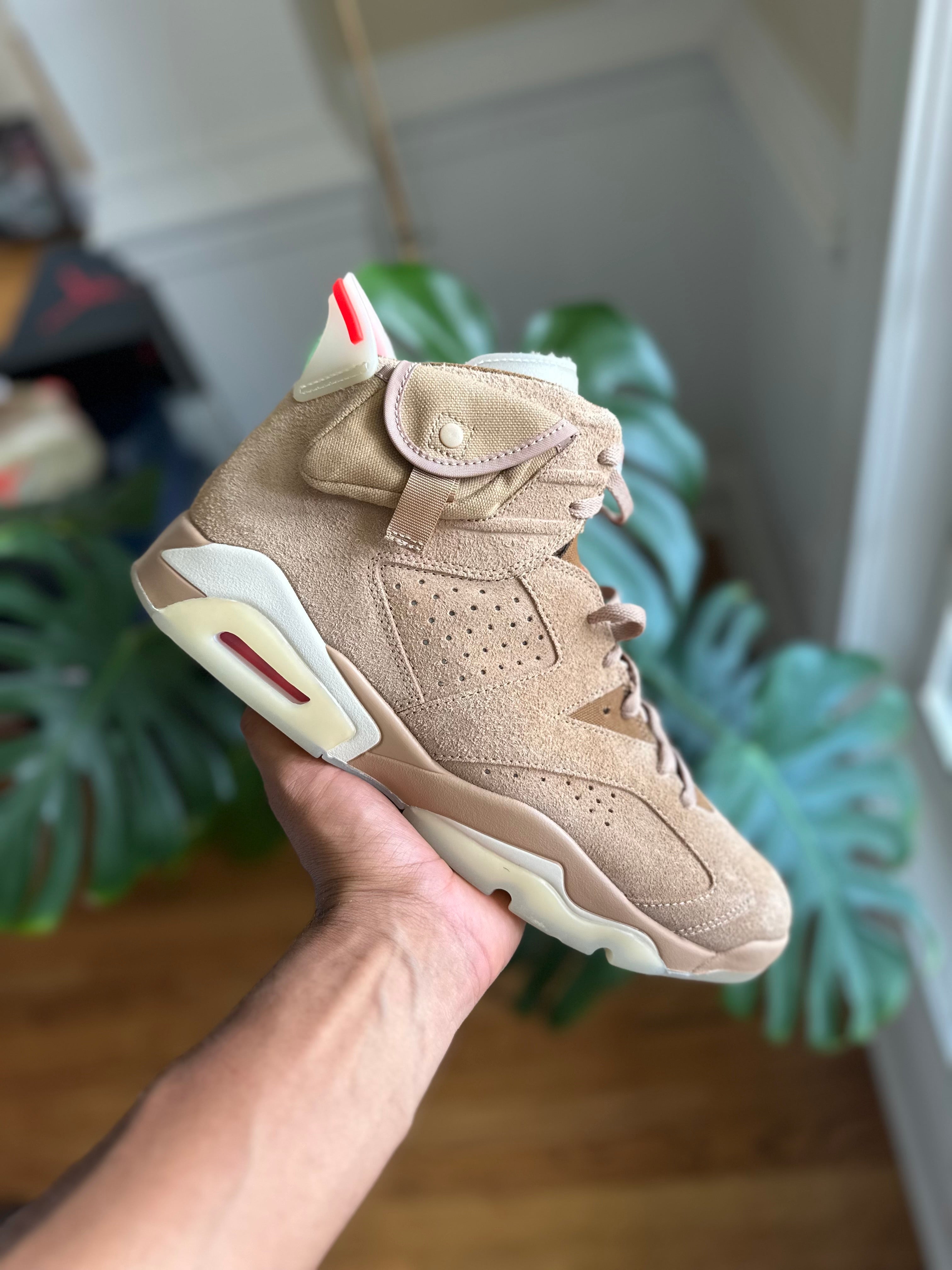 Size 12 - J6 Travis British khaki