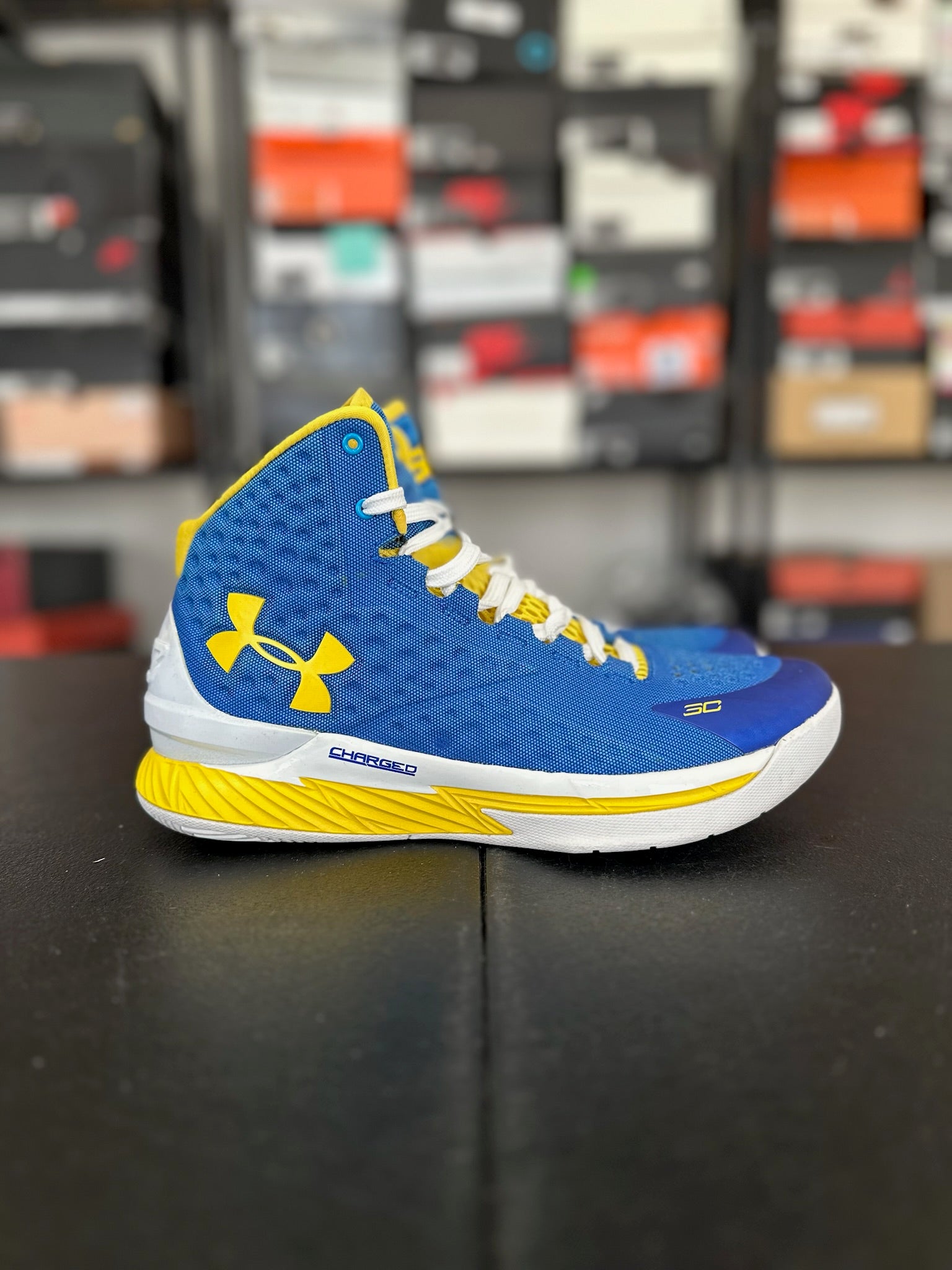 Size 9.5 - Curry 1 Blue/White/Yellow