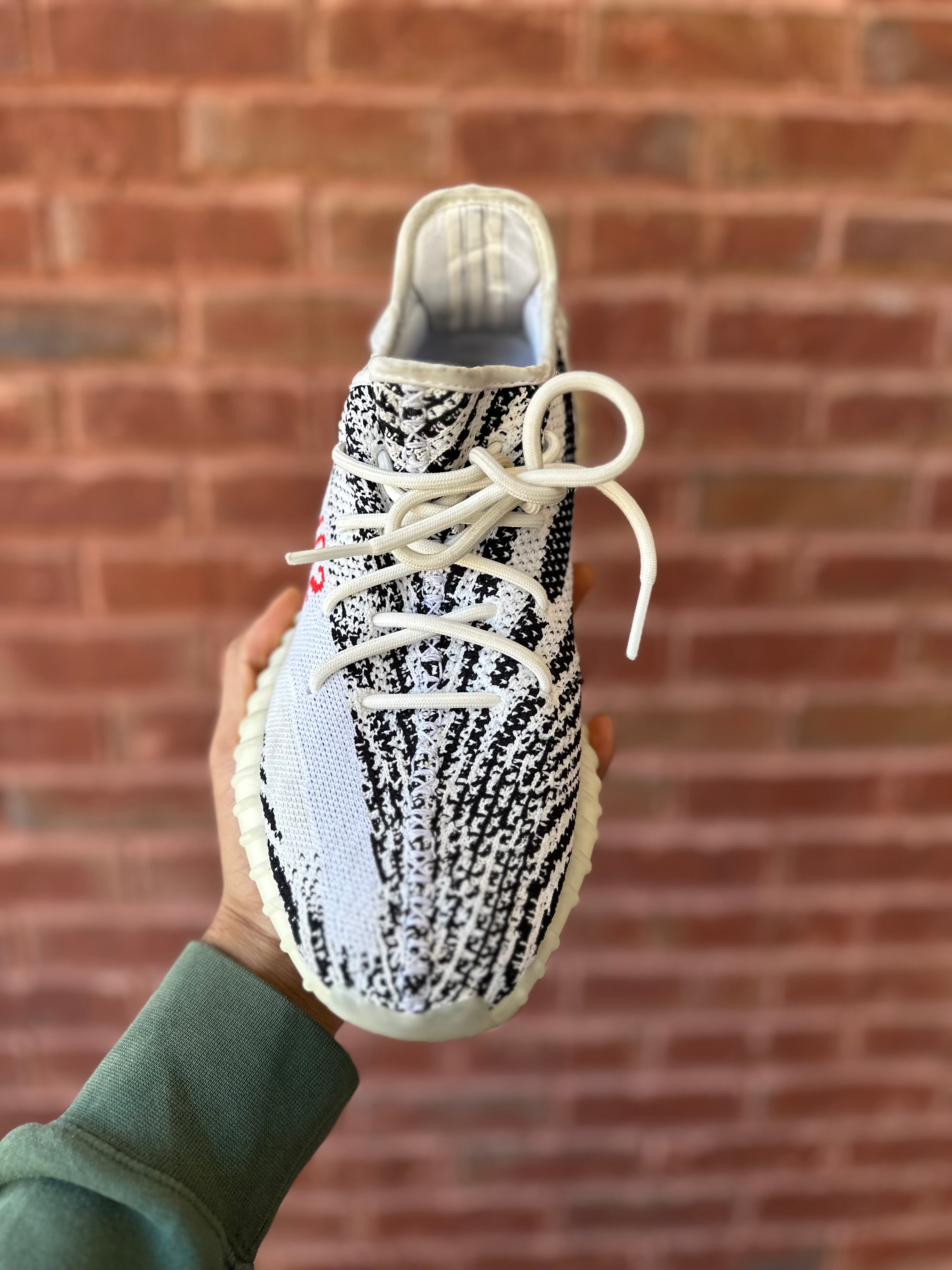 Size 10 - YZY 350 zebra