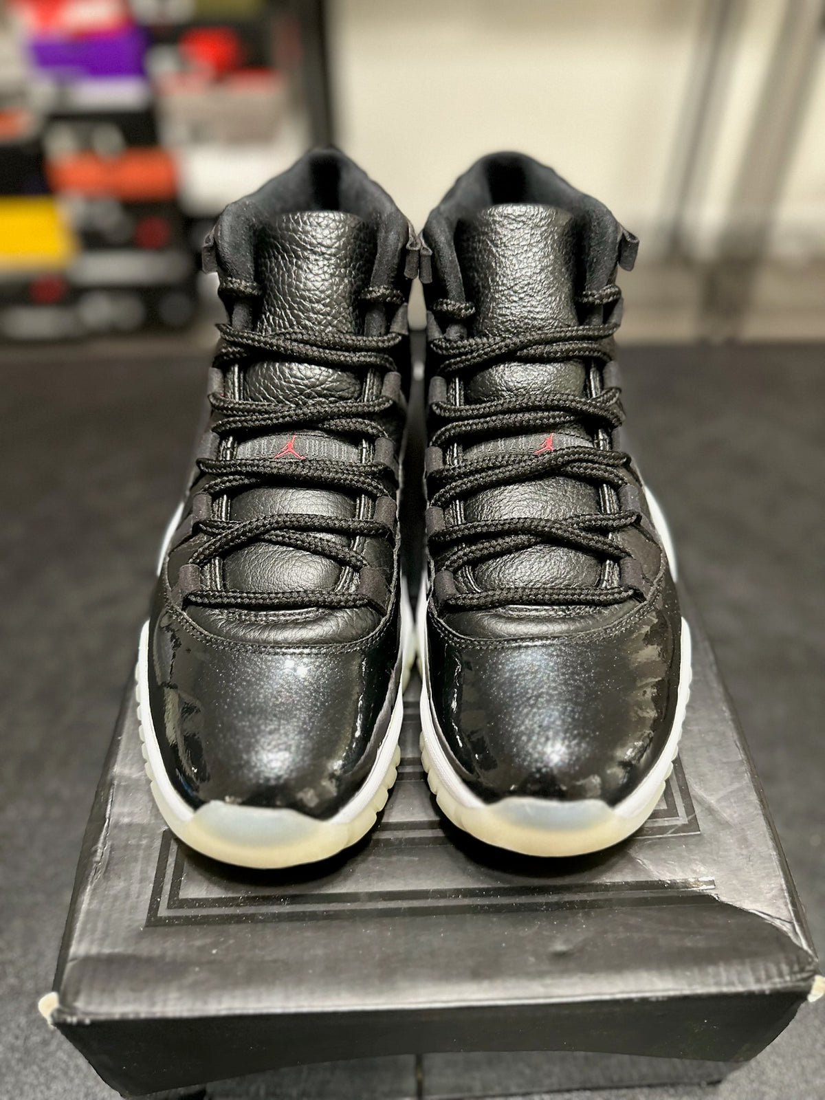 Size 9 - j11 72-10