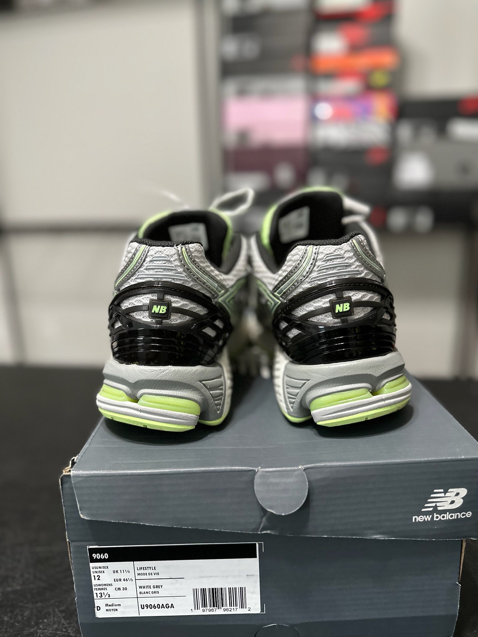 Size 12 - NB 9060