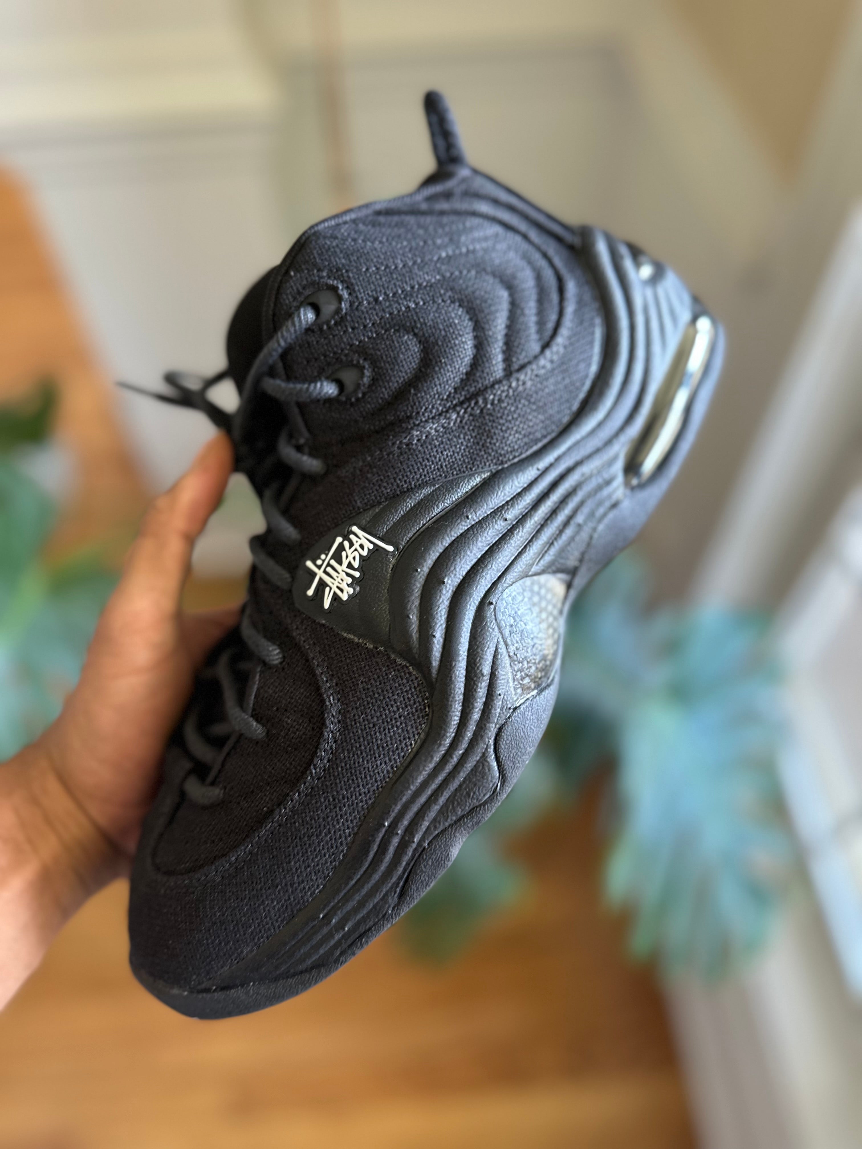 Size 9 - air penny 2 Stussy