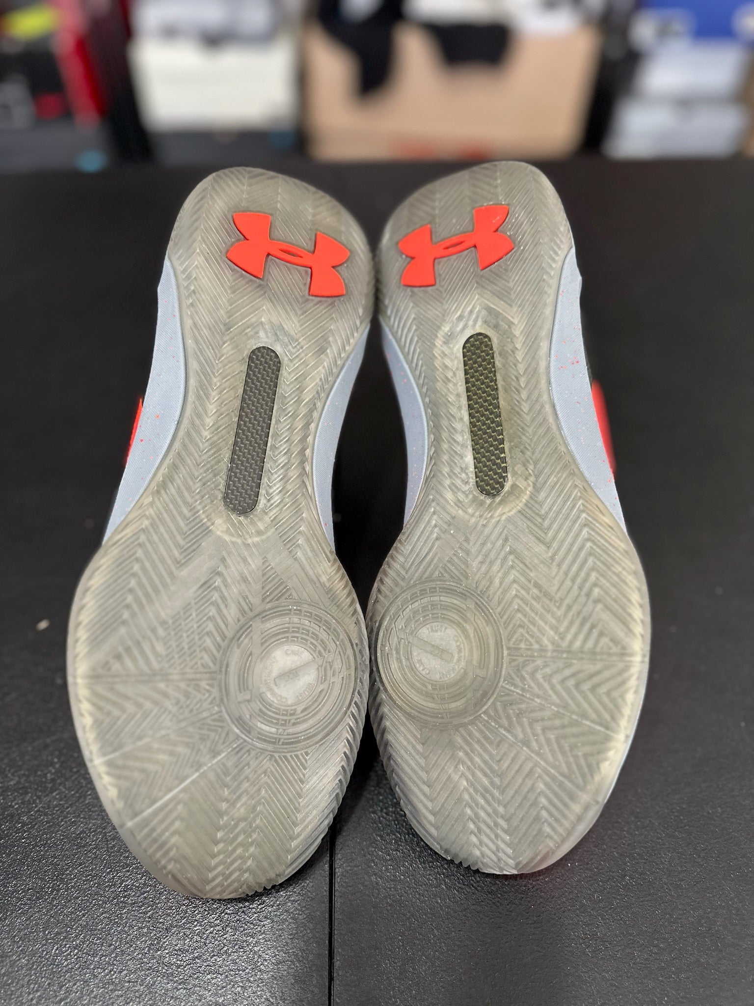 Size 9.5 - Curry 3 Red/Grey DS