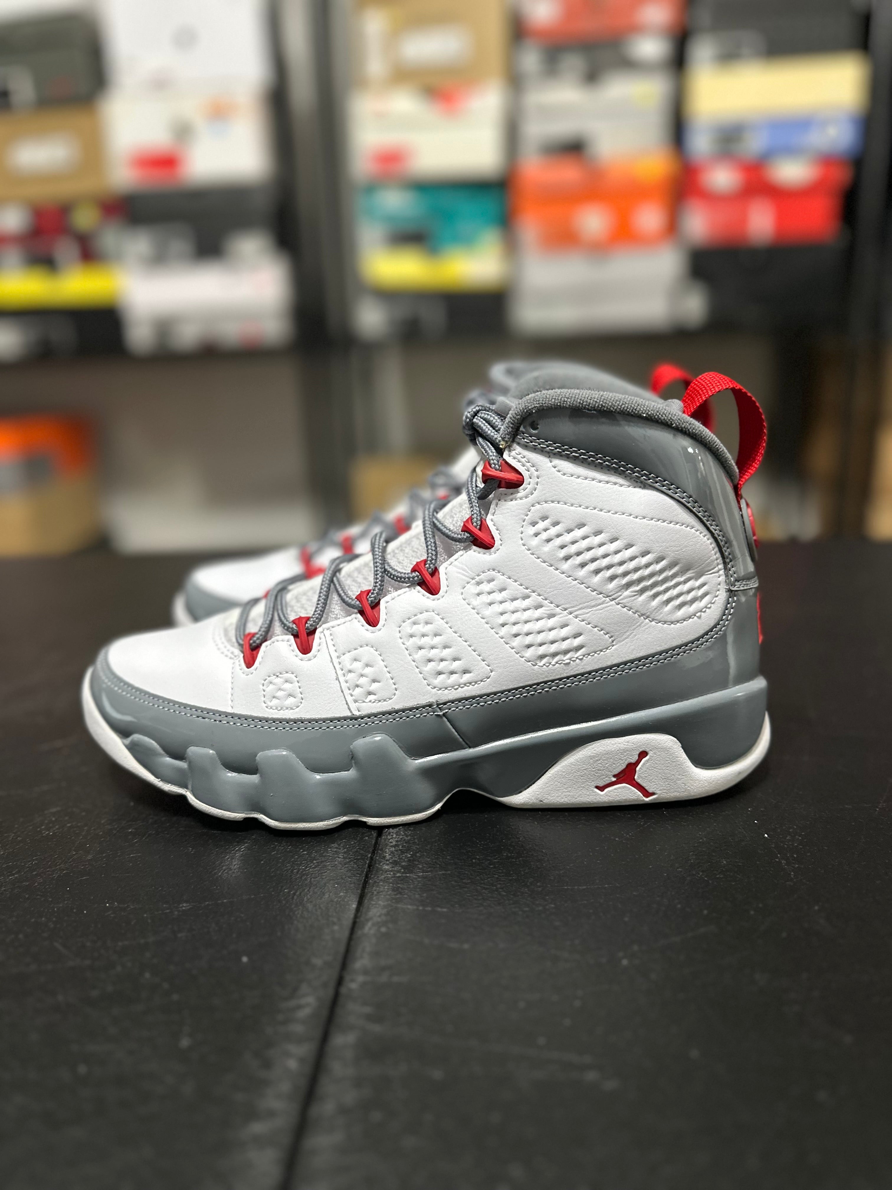 Size 8.5 - J9 cool grey
