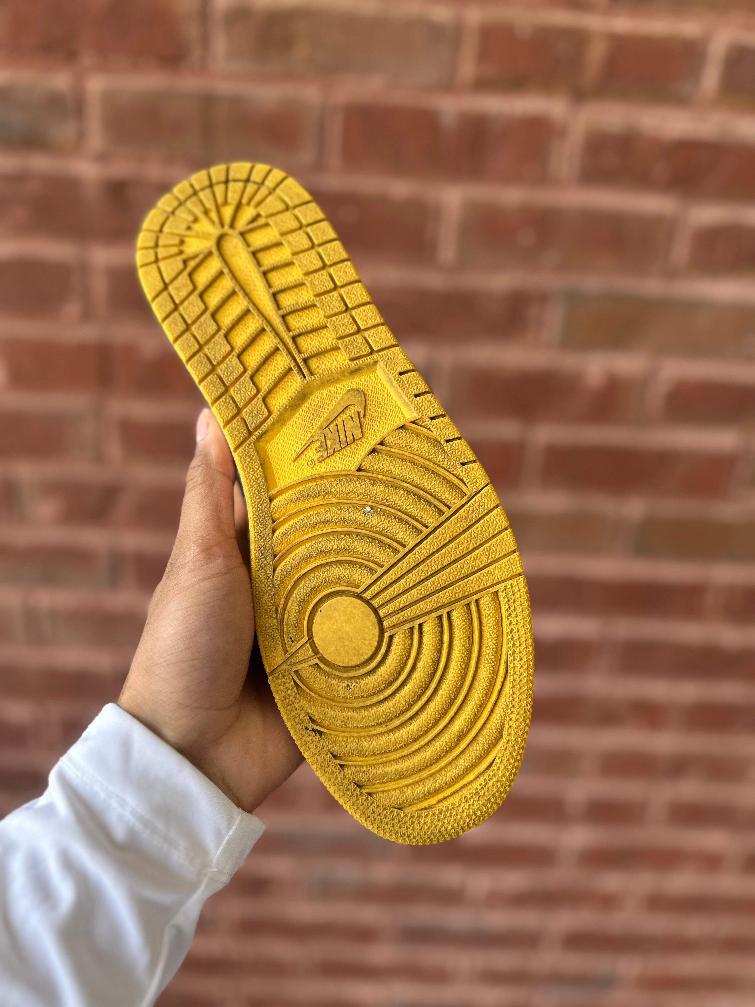 Size 9.5 - J1 pollen