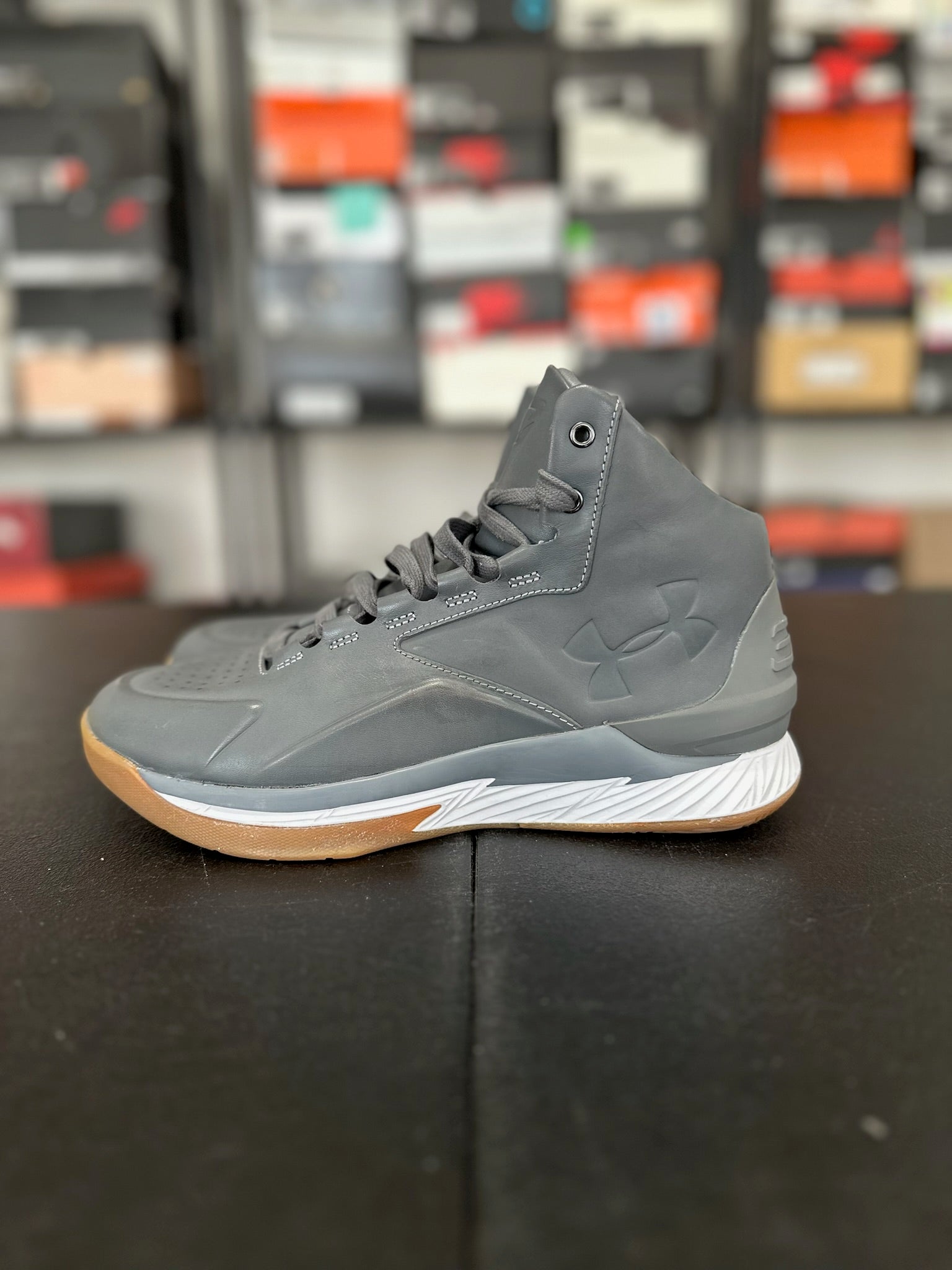 Size 9.5 - Curry 1 Lux Grey/White
