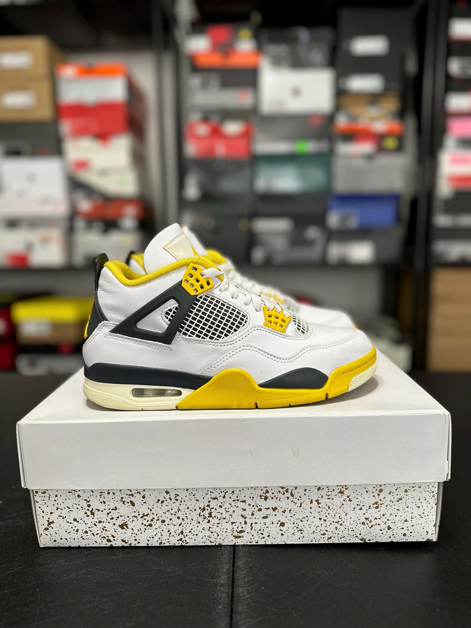 Size 8.5 - (10W) J4 Vivid Sulfur