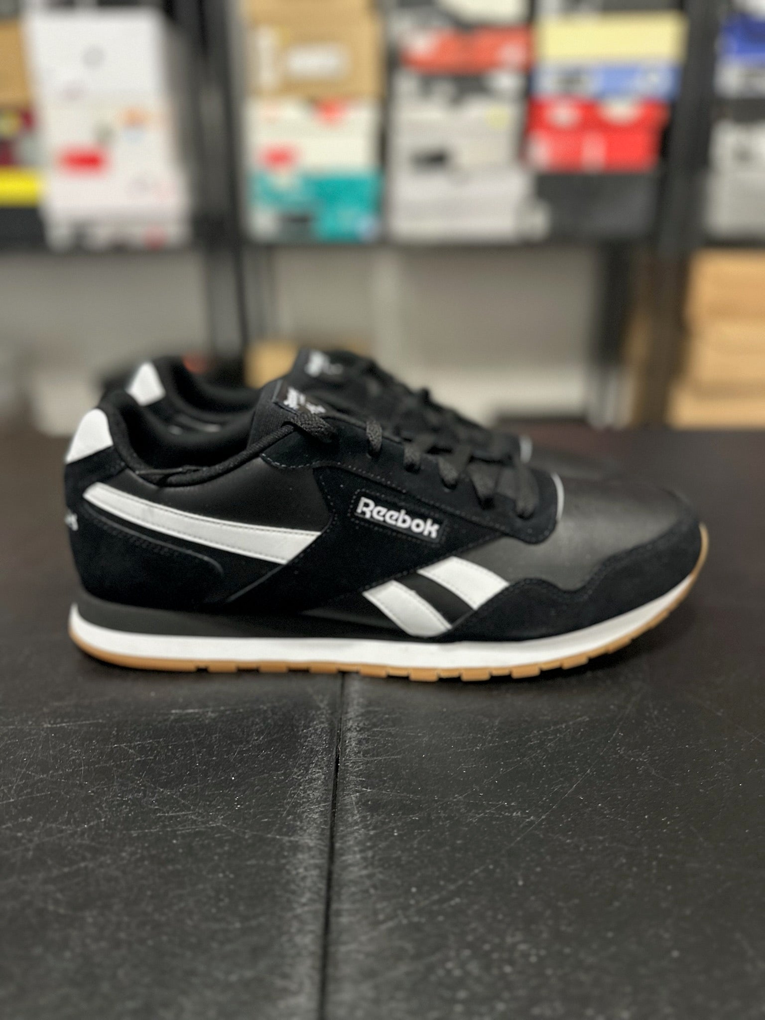 Size 15 - Reebok black/white