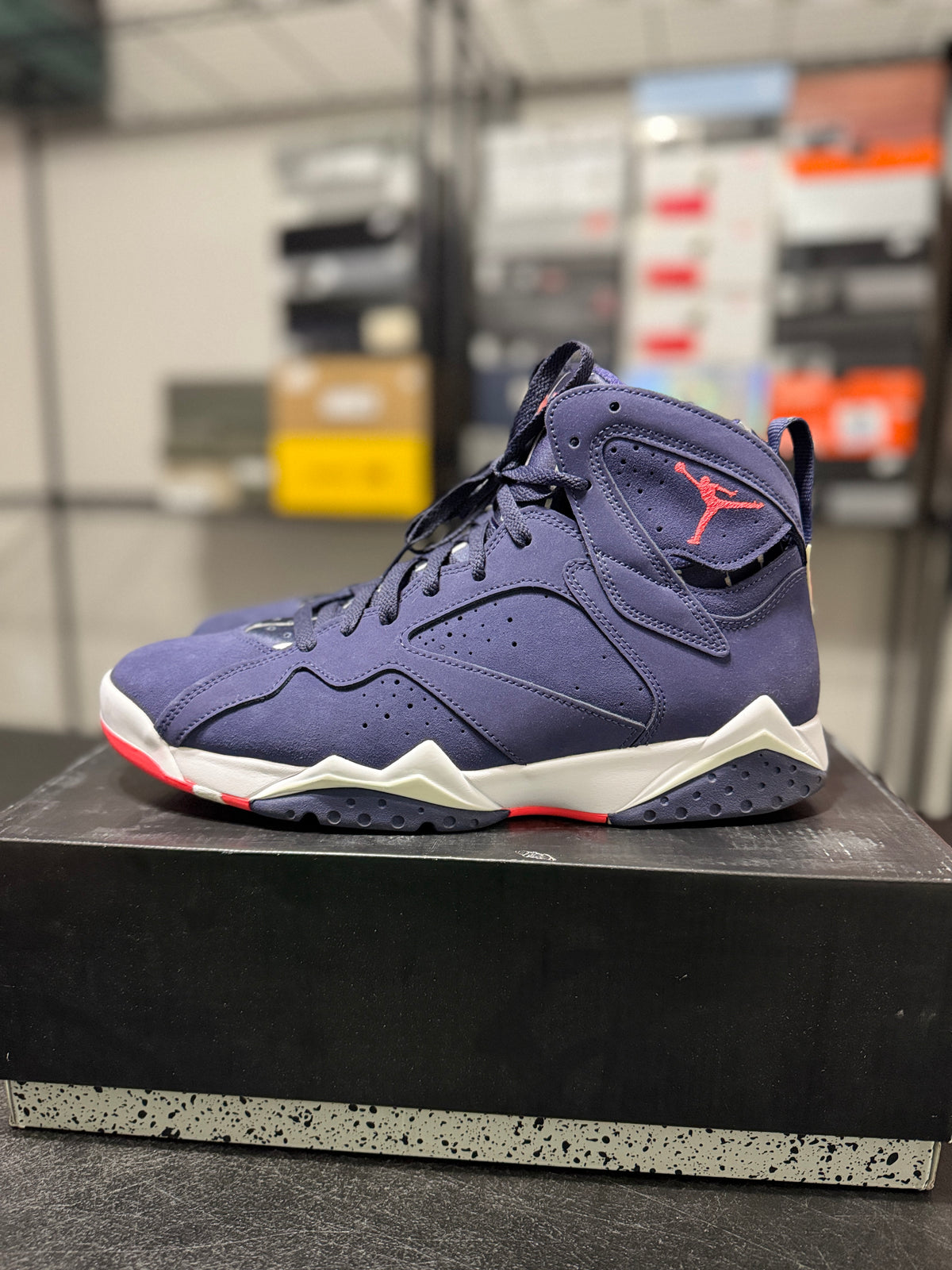 Size 12 - J7 Quai 54