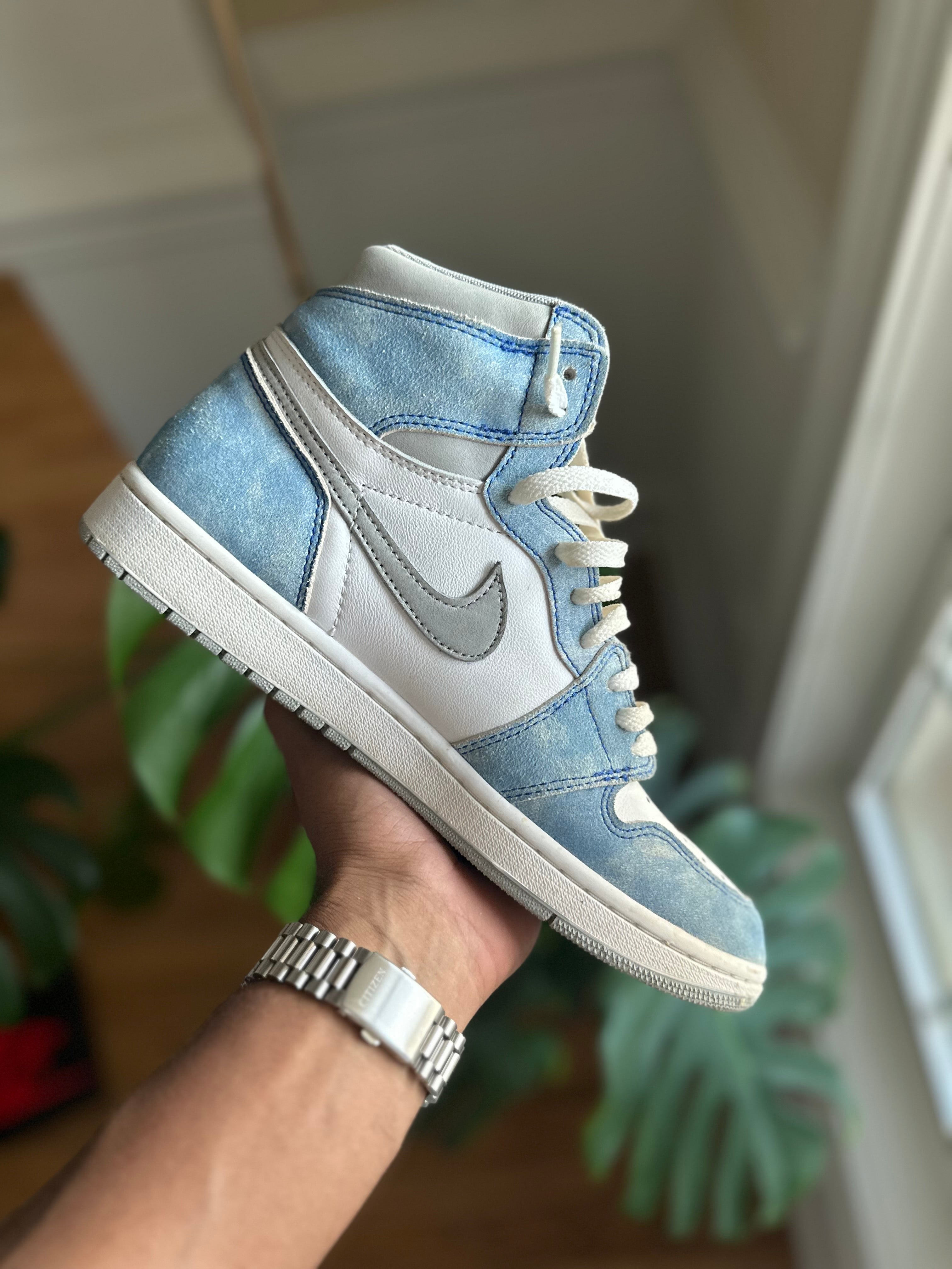 Size 9.5 - J1 hyper royal