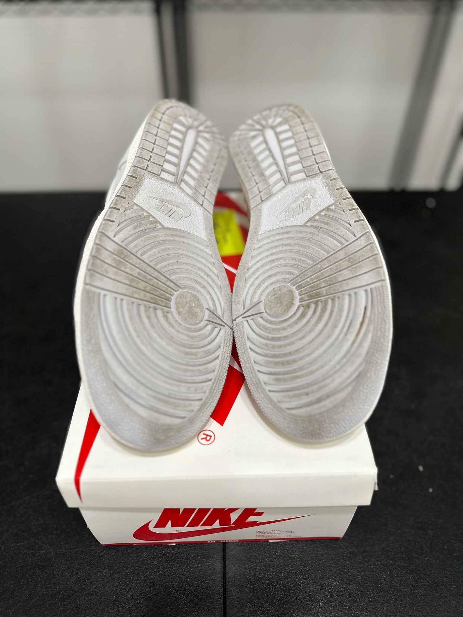 Size 13 - J1 Low ‘85 Neutral Grey