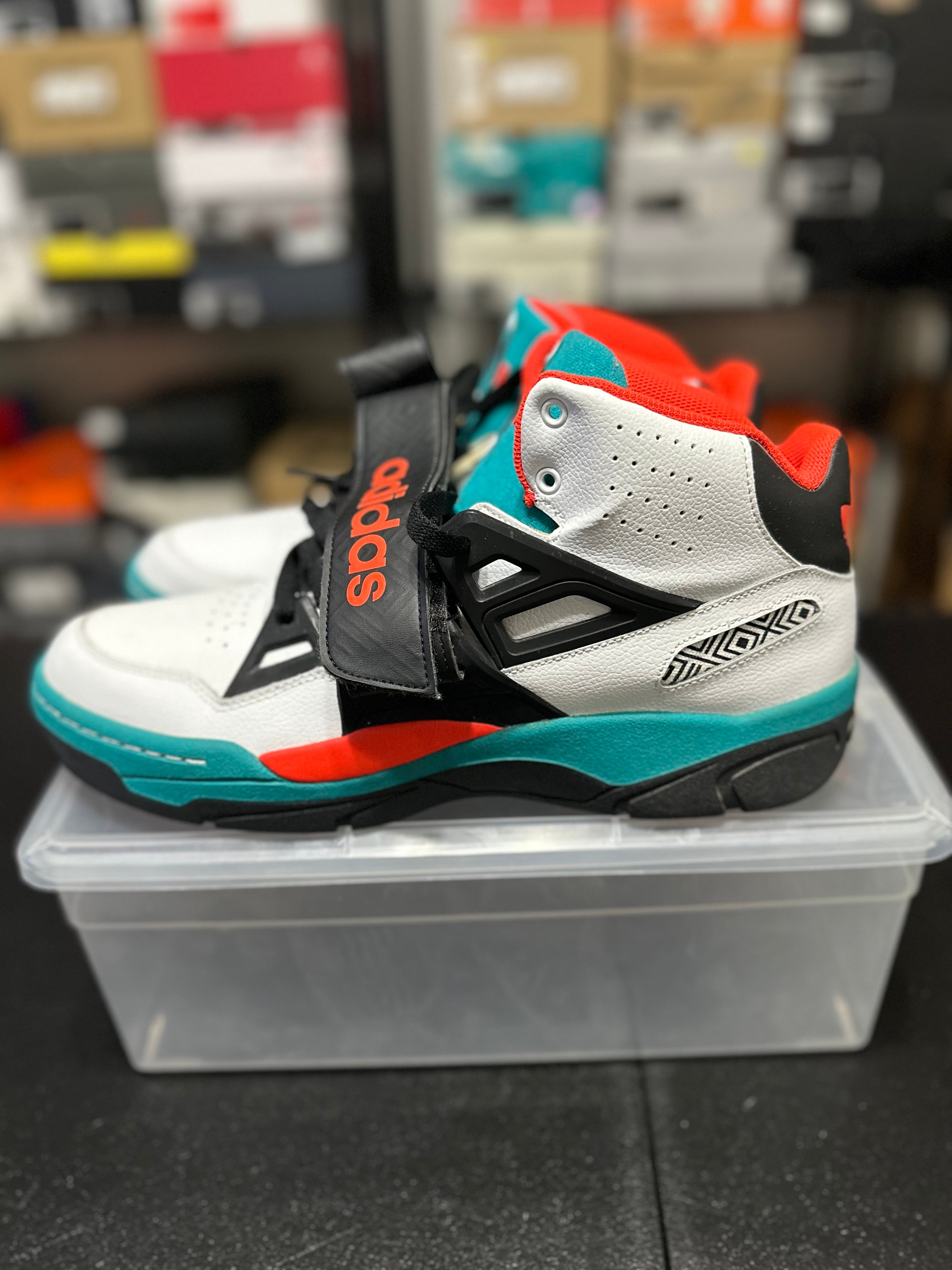 Size 14 - adidas mutumbo tr block