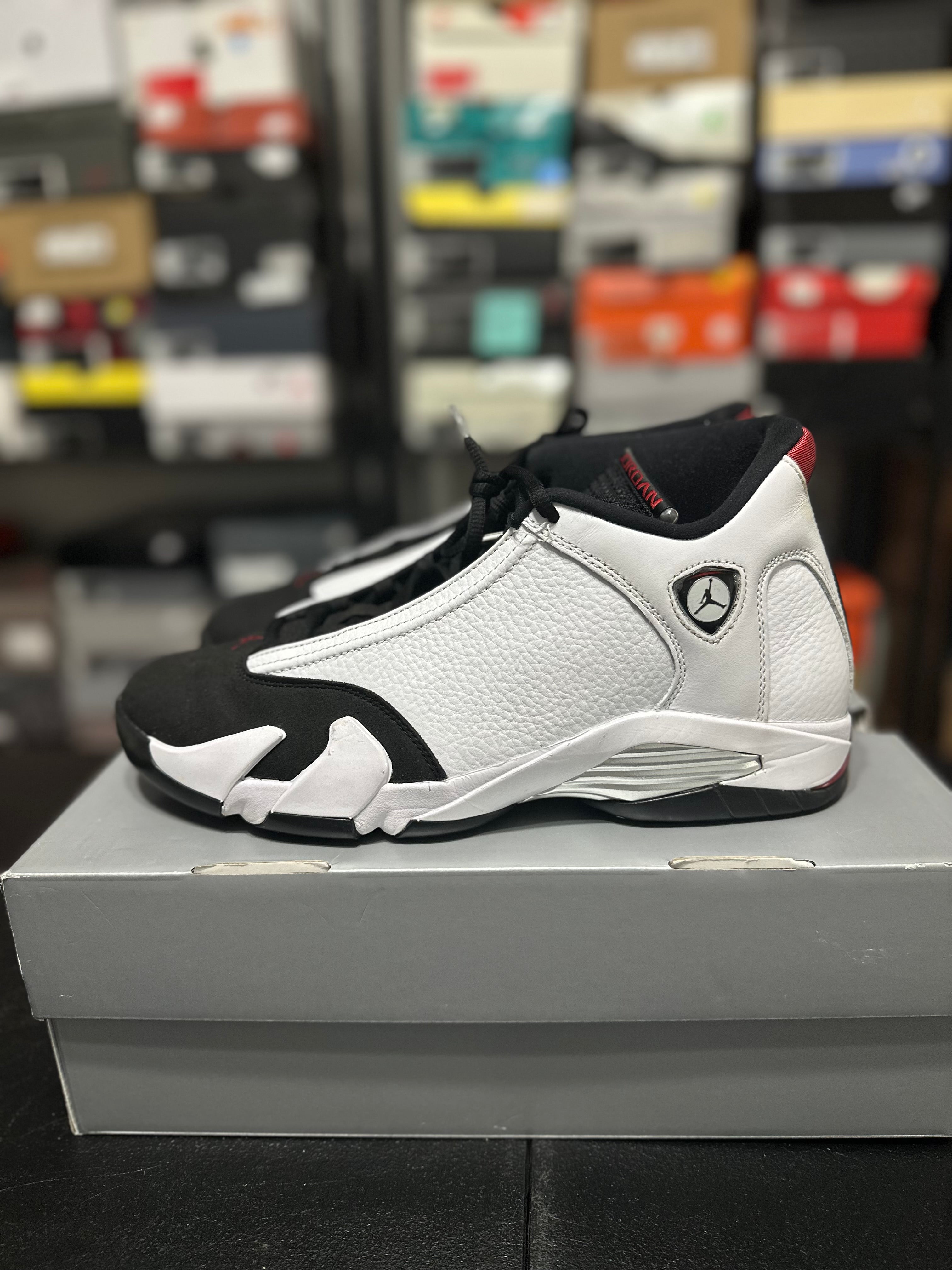 Size 11 - J14 Black toe 2024