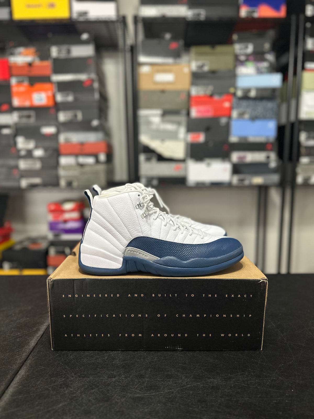 Size 11 - J12 French blue