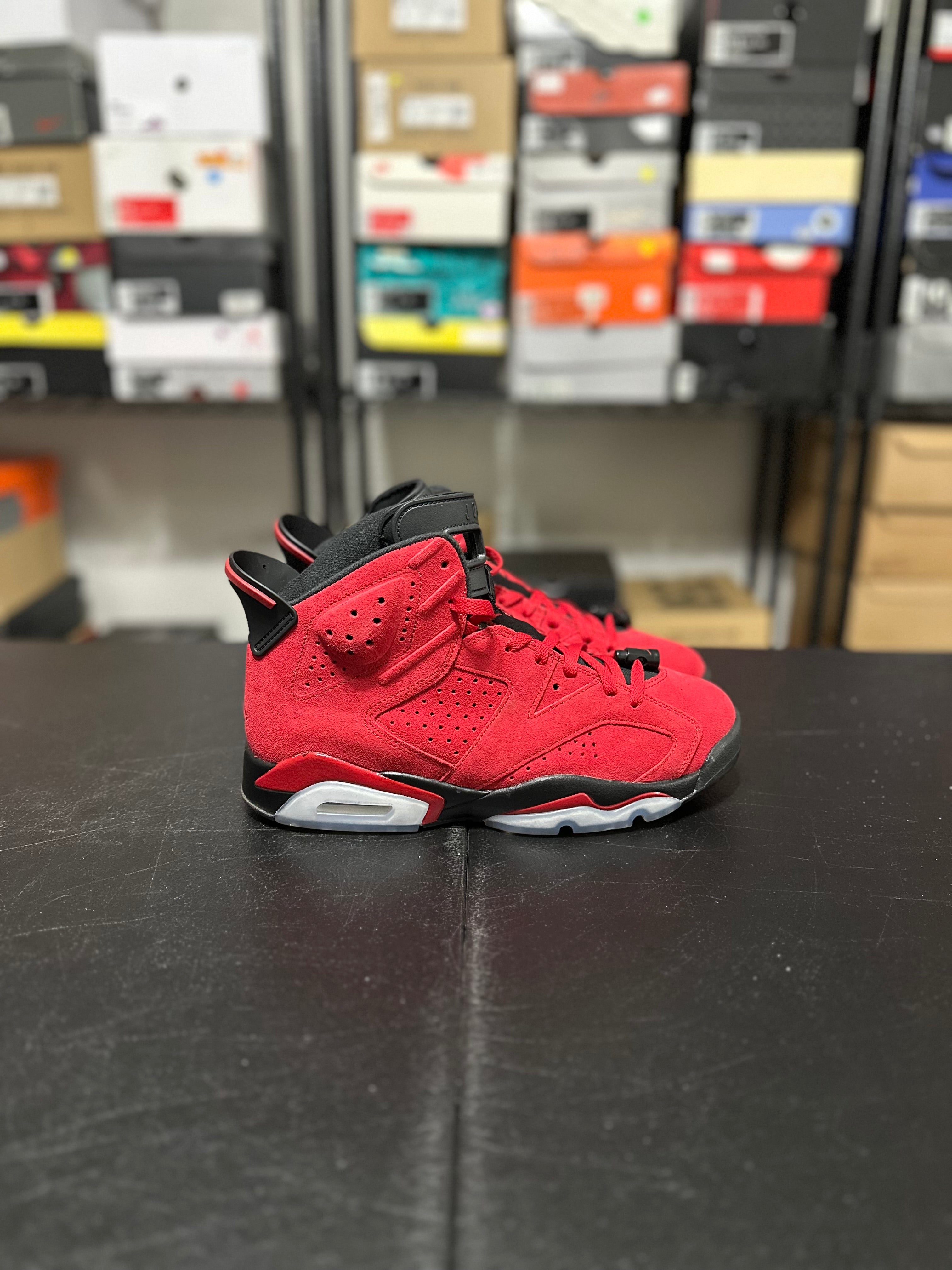 Size 9.5 - J6 toro