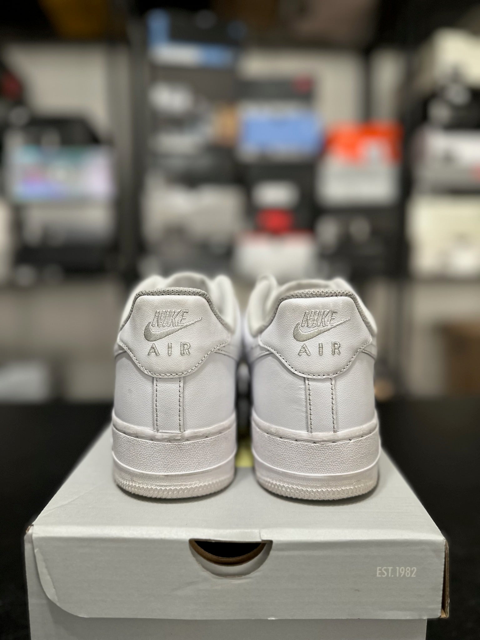 Size 9 - AF 1 ‘07 White