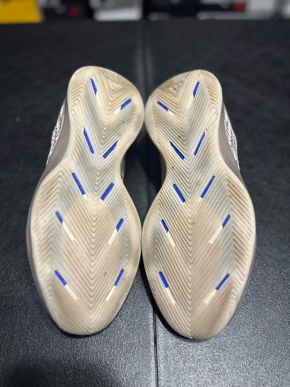 Size 9.5 - AE 1 low champagne