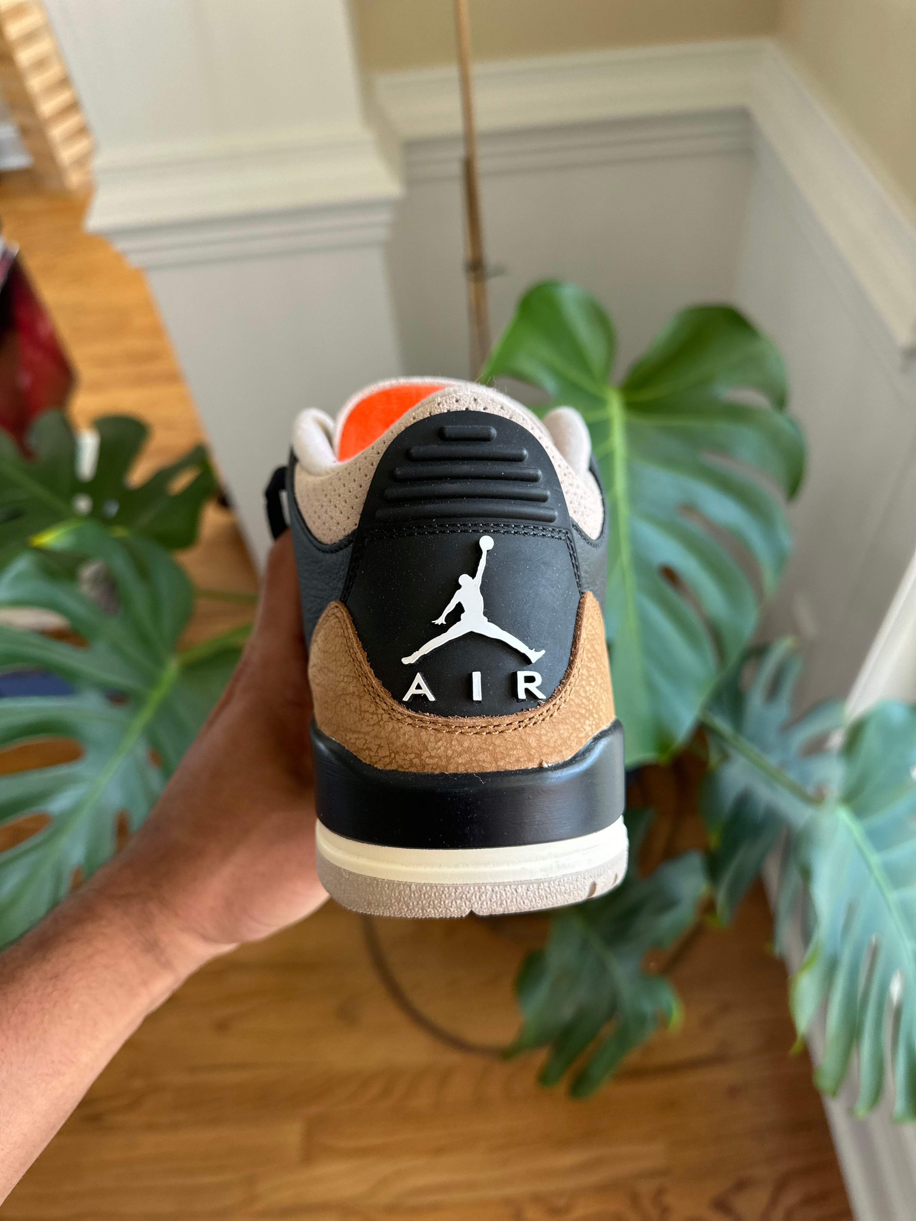 Size 8.5 - J3 desert elephant