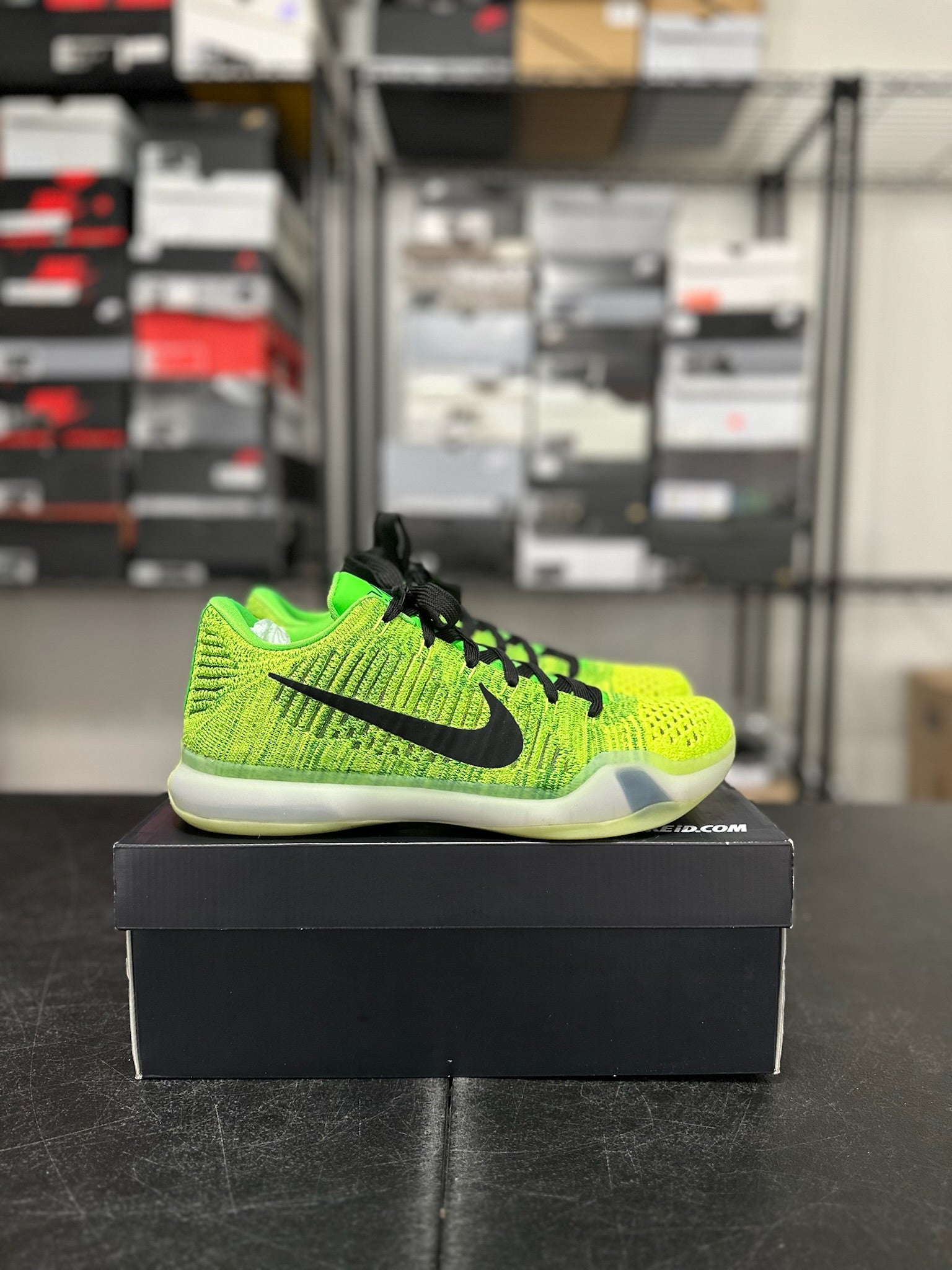 Size 10.5 - Kobe 10 Elite Grinch