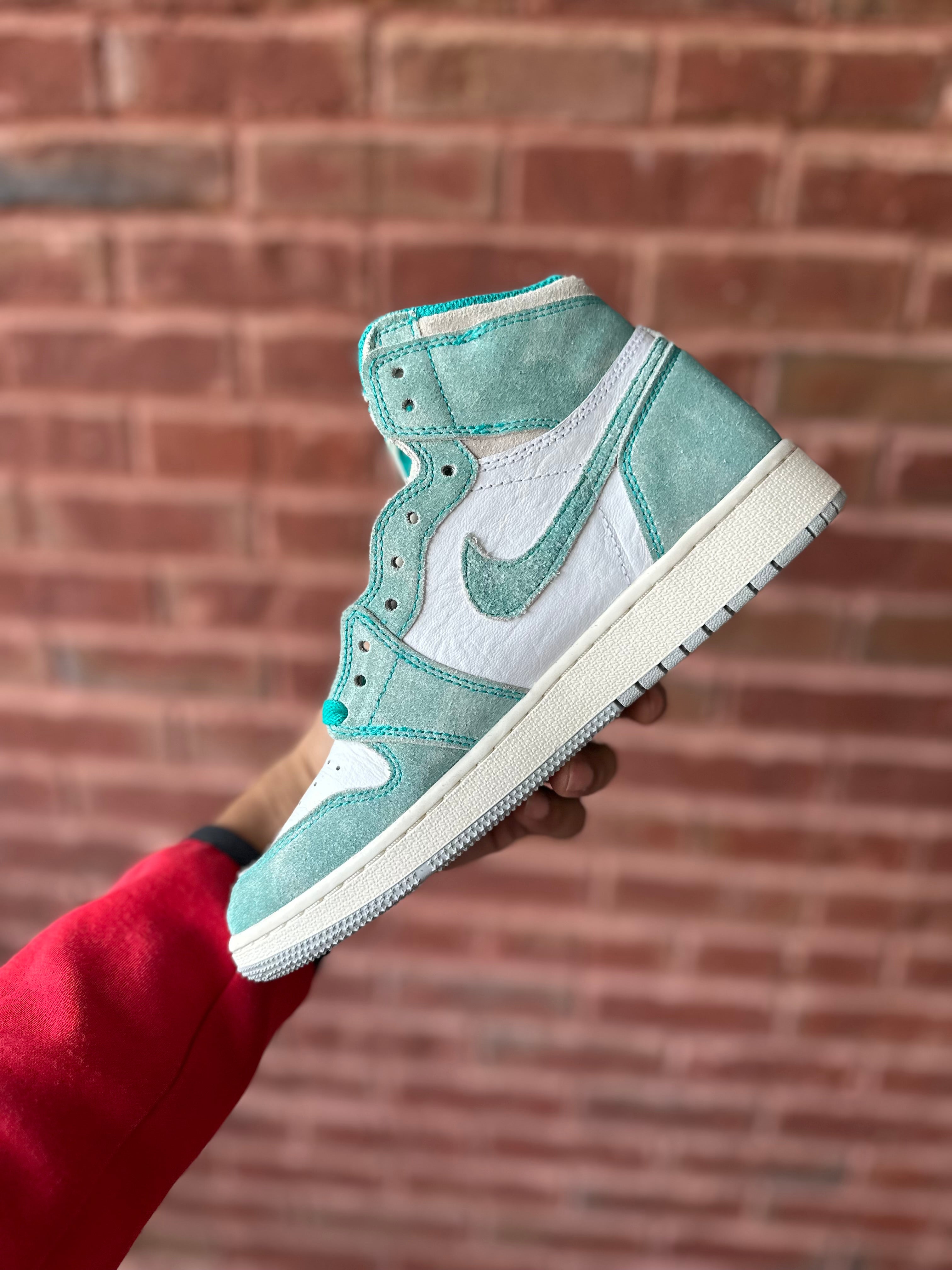 Size 5.5y - J1 turbo Green