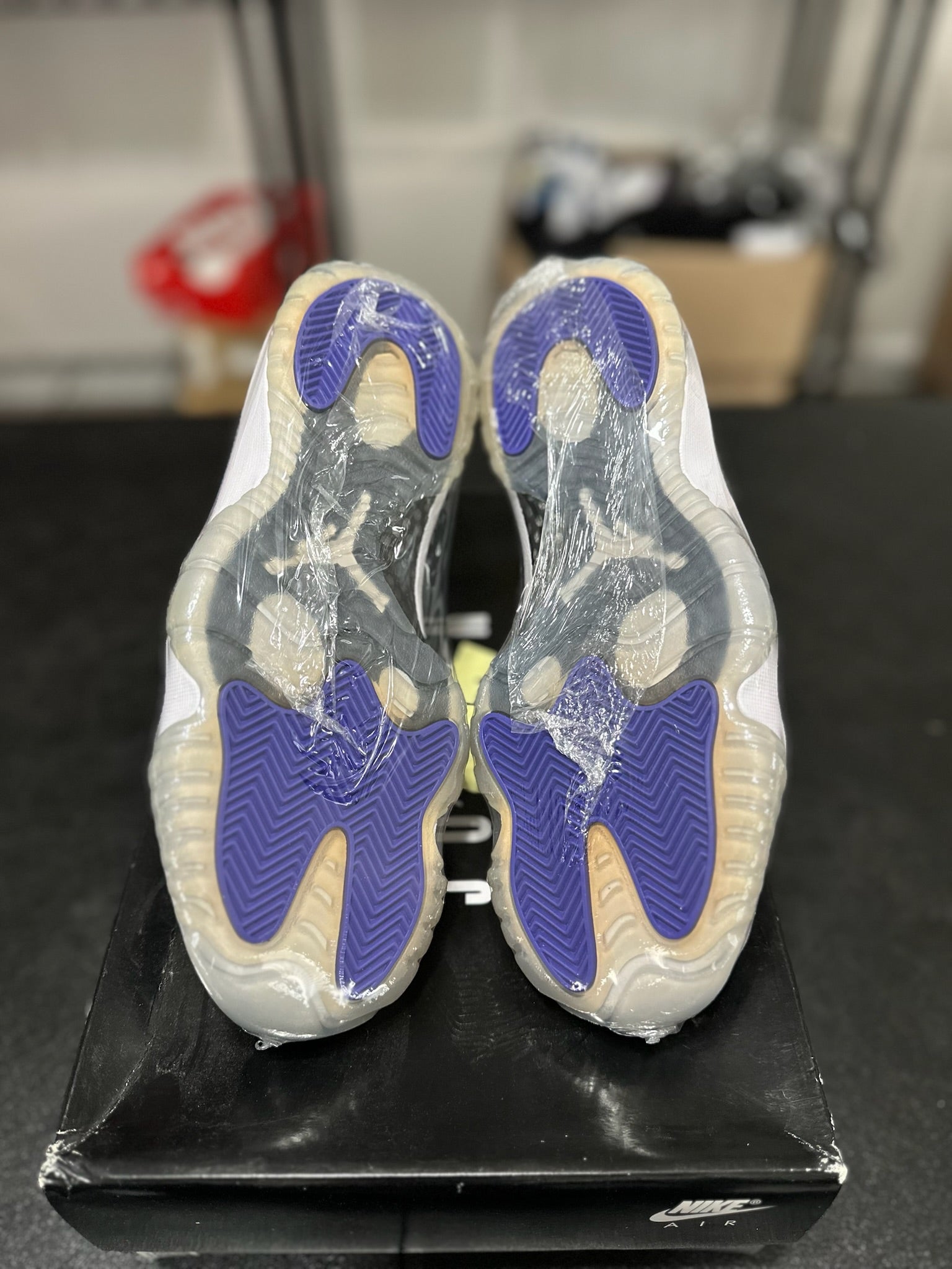 Size 8 - J11 Concord DS