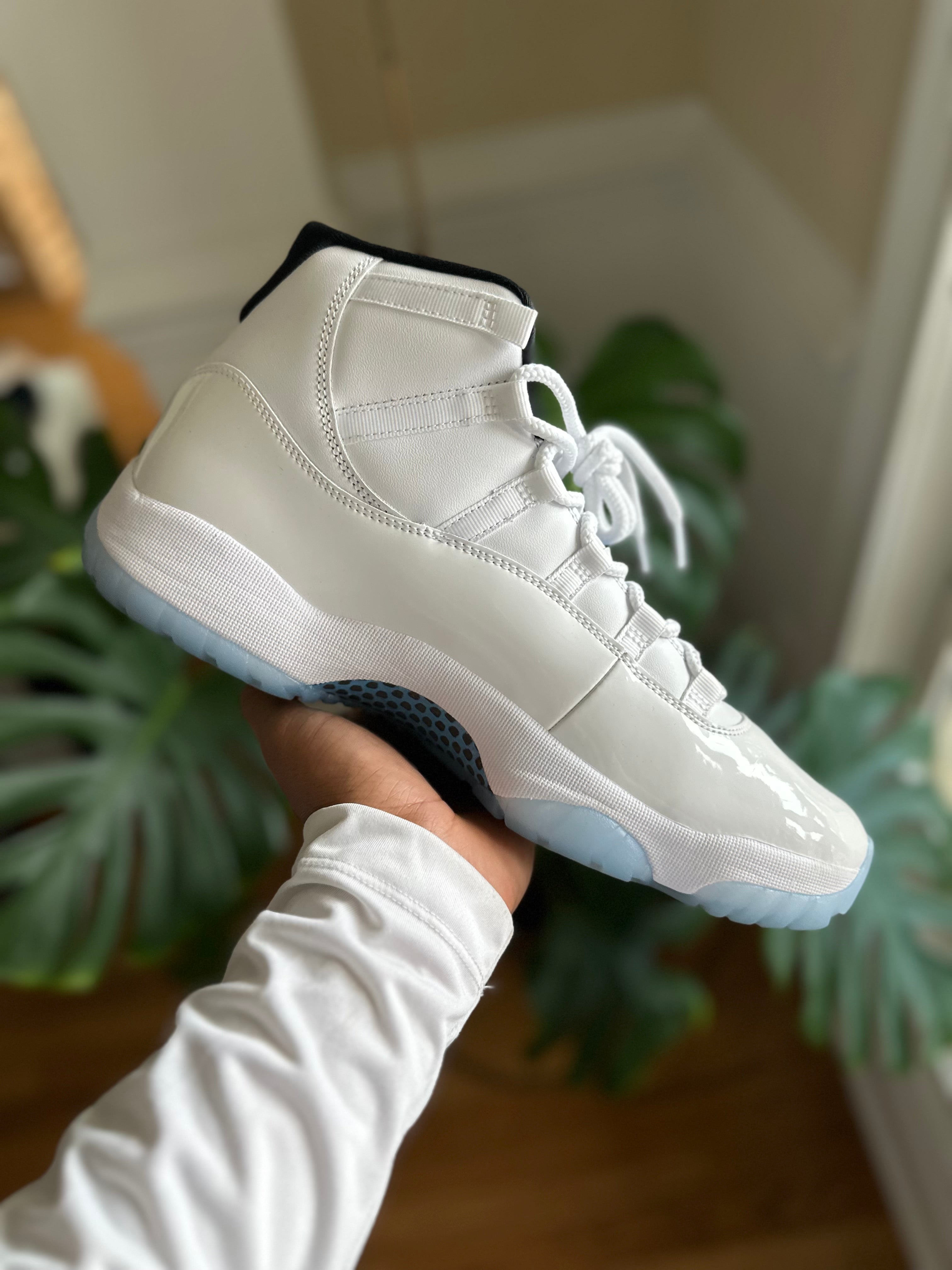 Size 12 - J11 legend blue