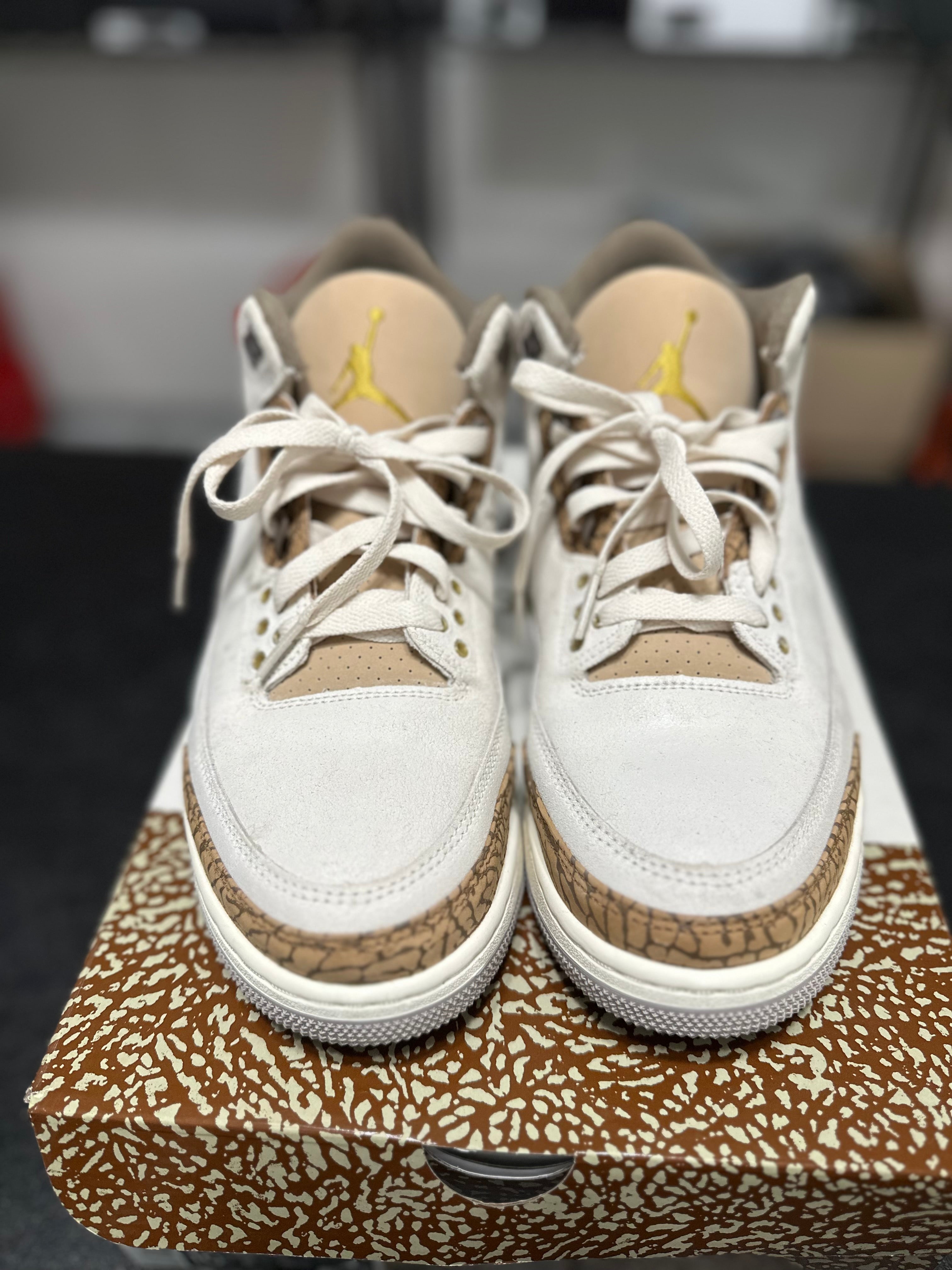 Size 10.5 - J3 palamino