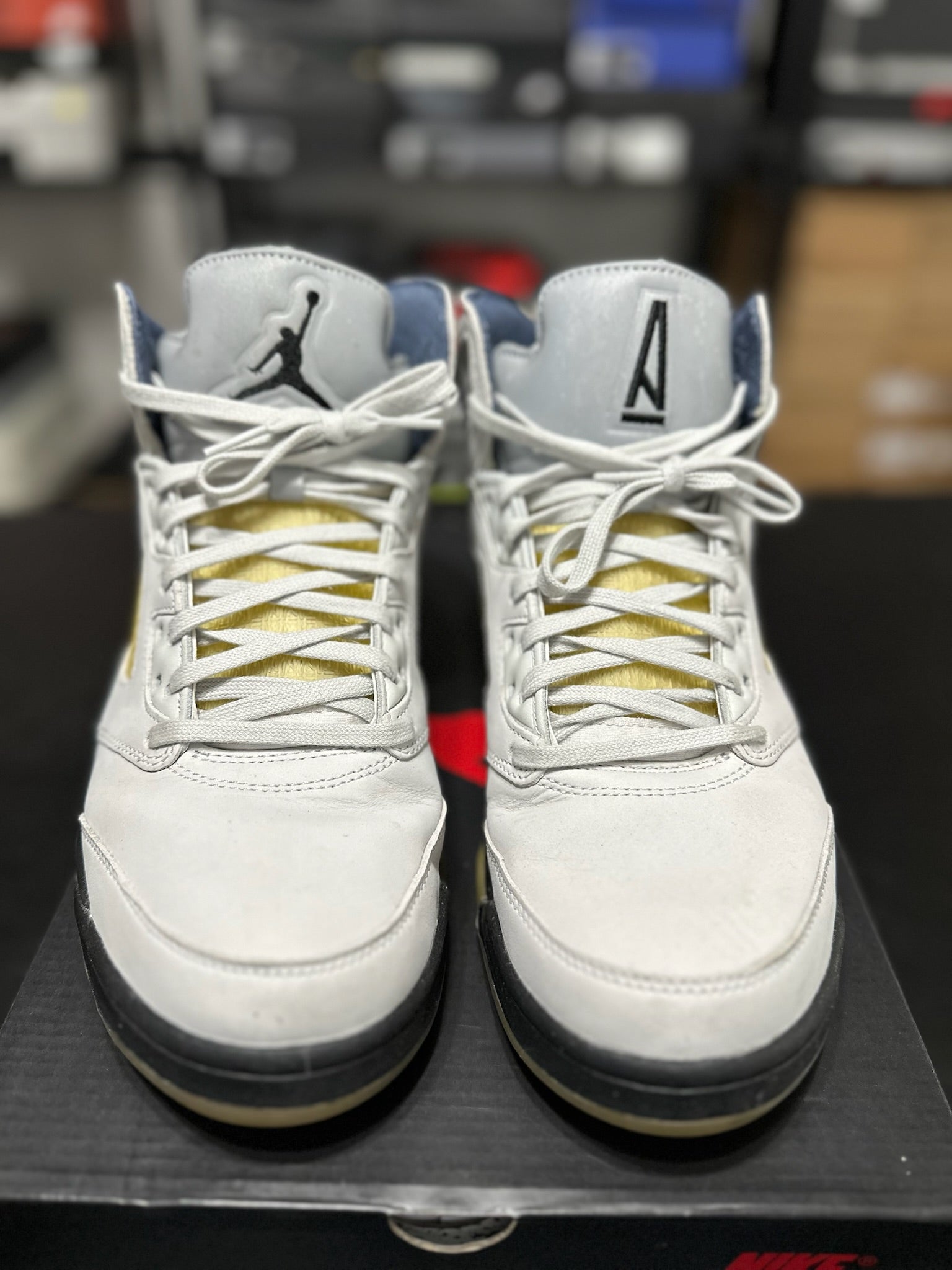 Size 10.5 - (12W) J5 ama dawn