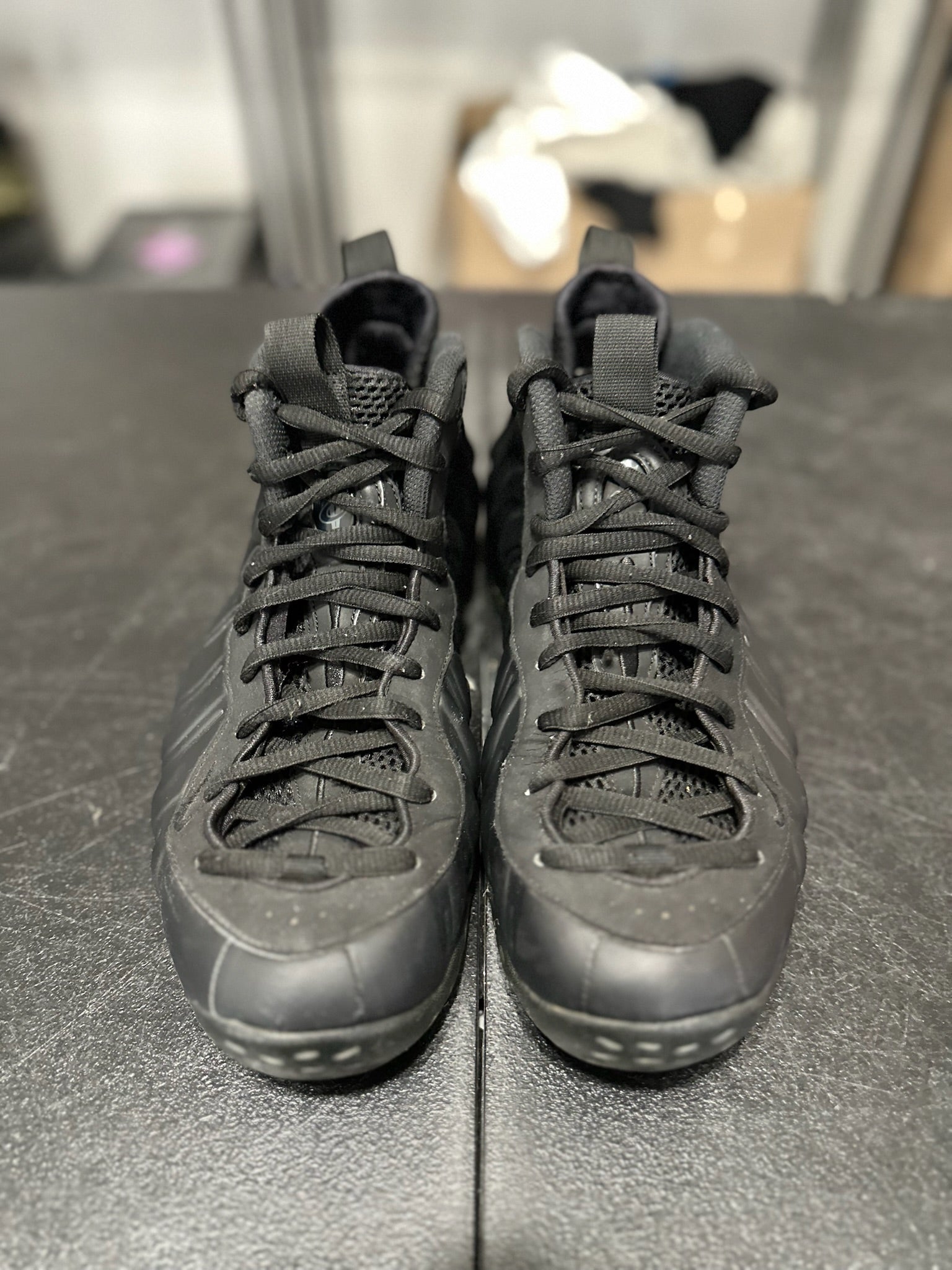 Size 9.5 - Foamposite 1 Anthracite