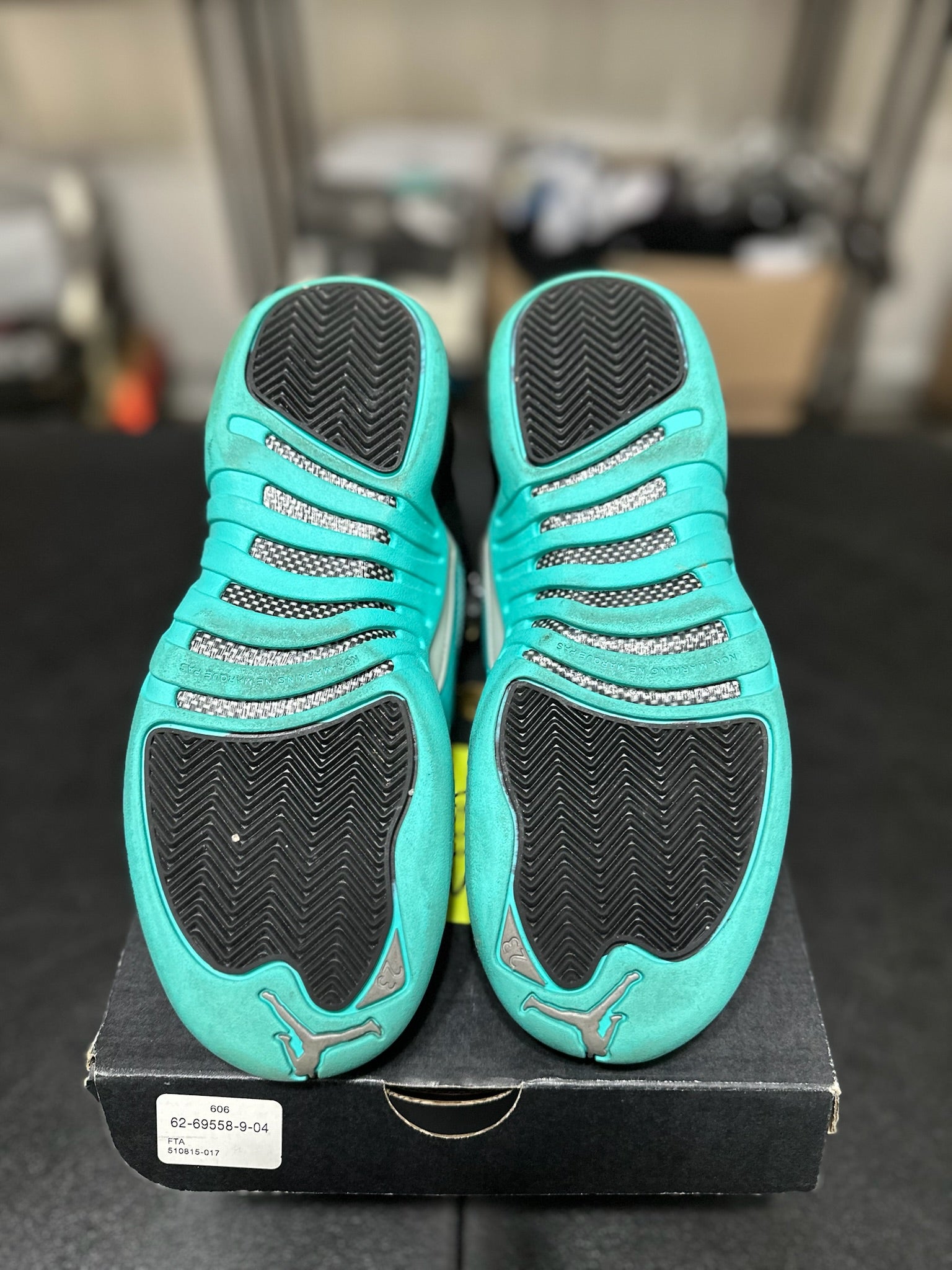 Size 5Y - J12 Hyper Jade