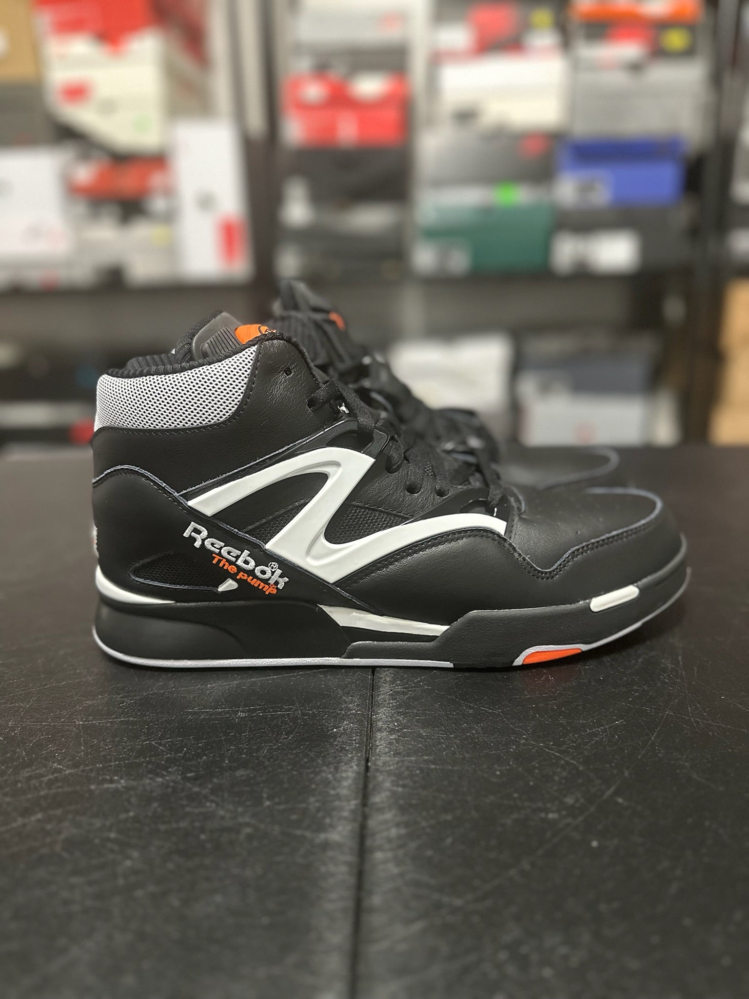 Size 13 - Reebok the pump