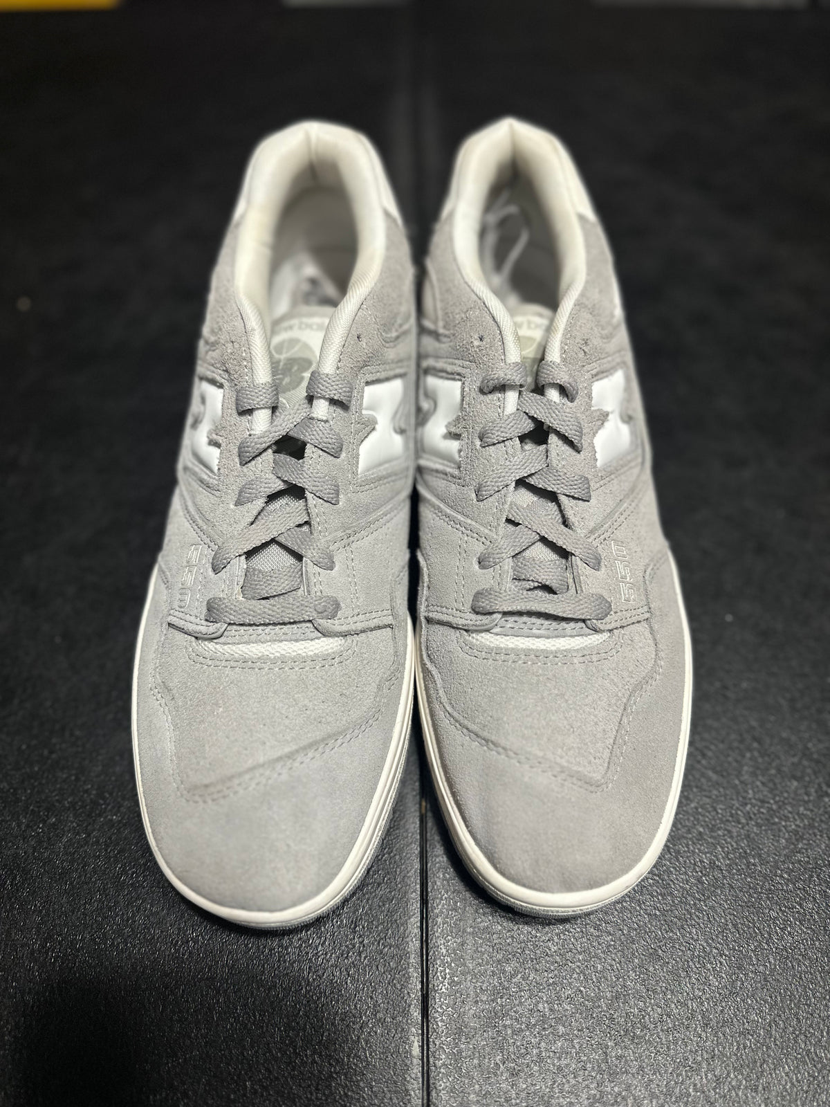 Size 11 - NB 550 grey/white
