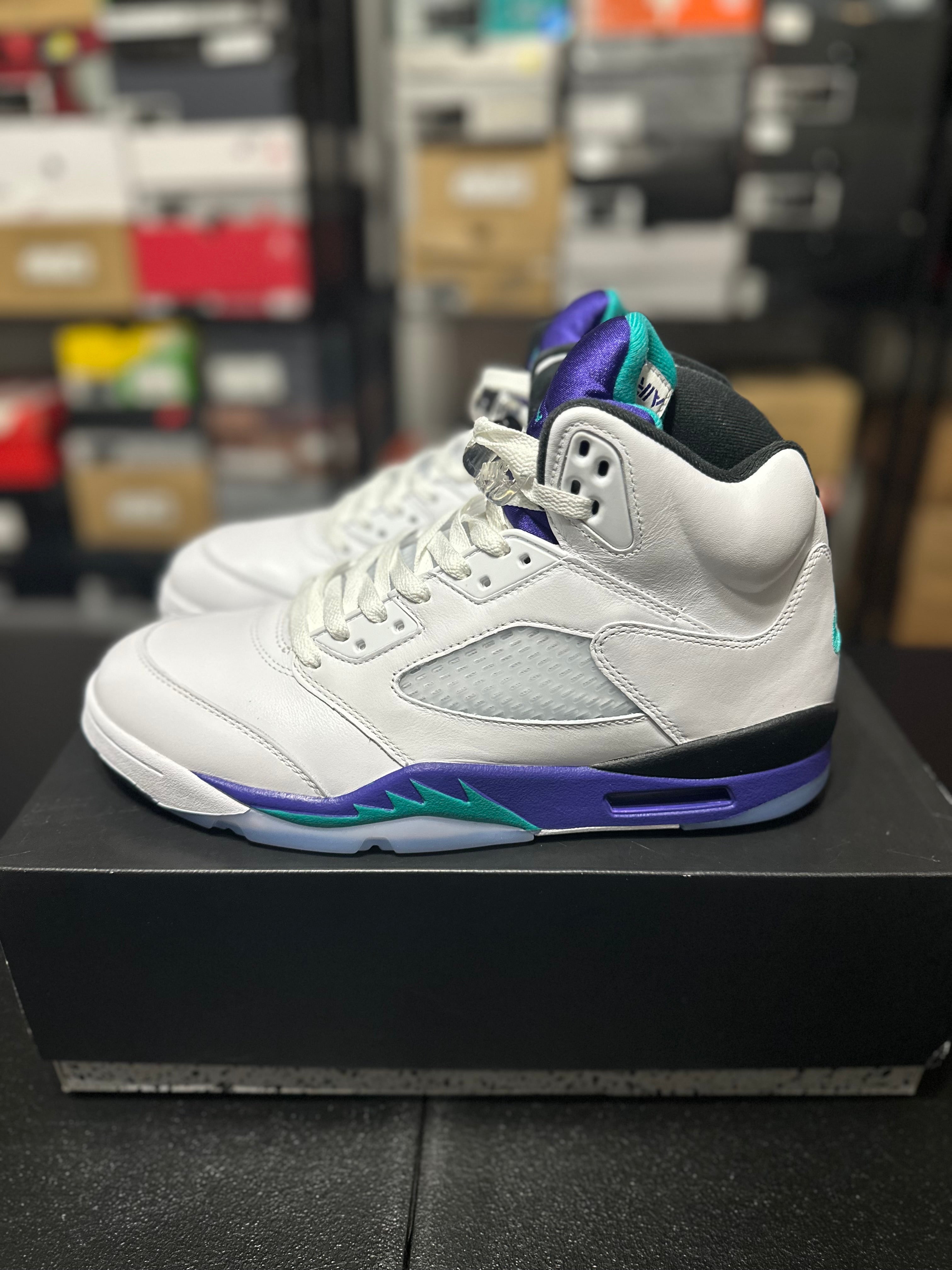 Size 11 - J5 grape 2025