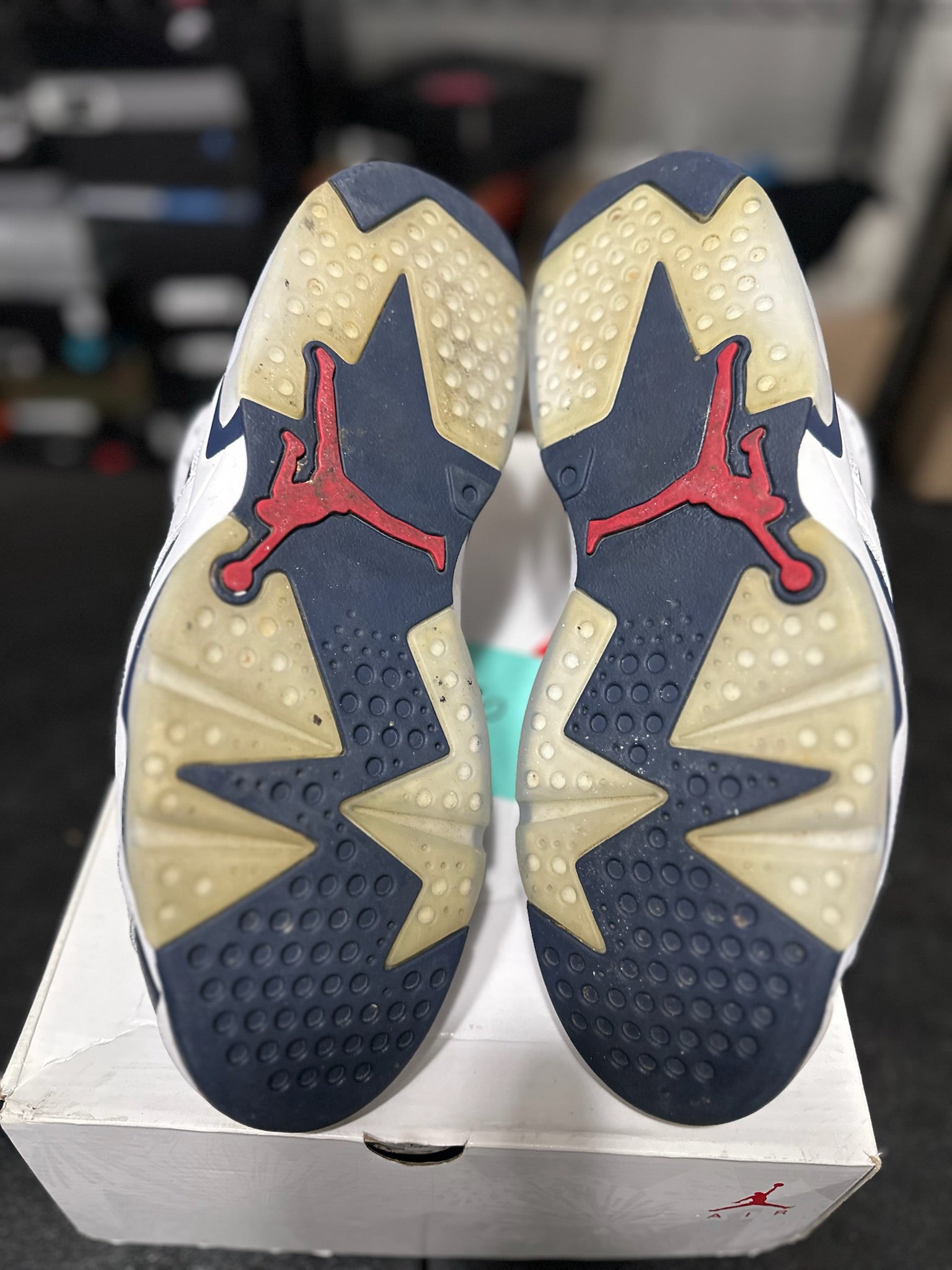 Size 11 - J6 Olympic