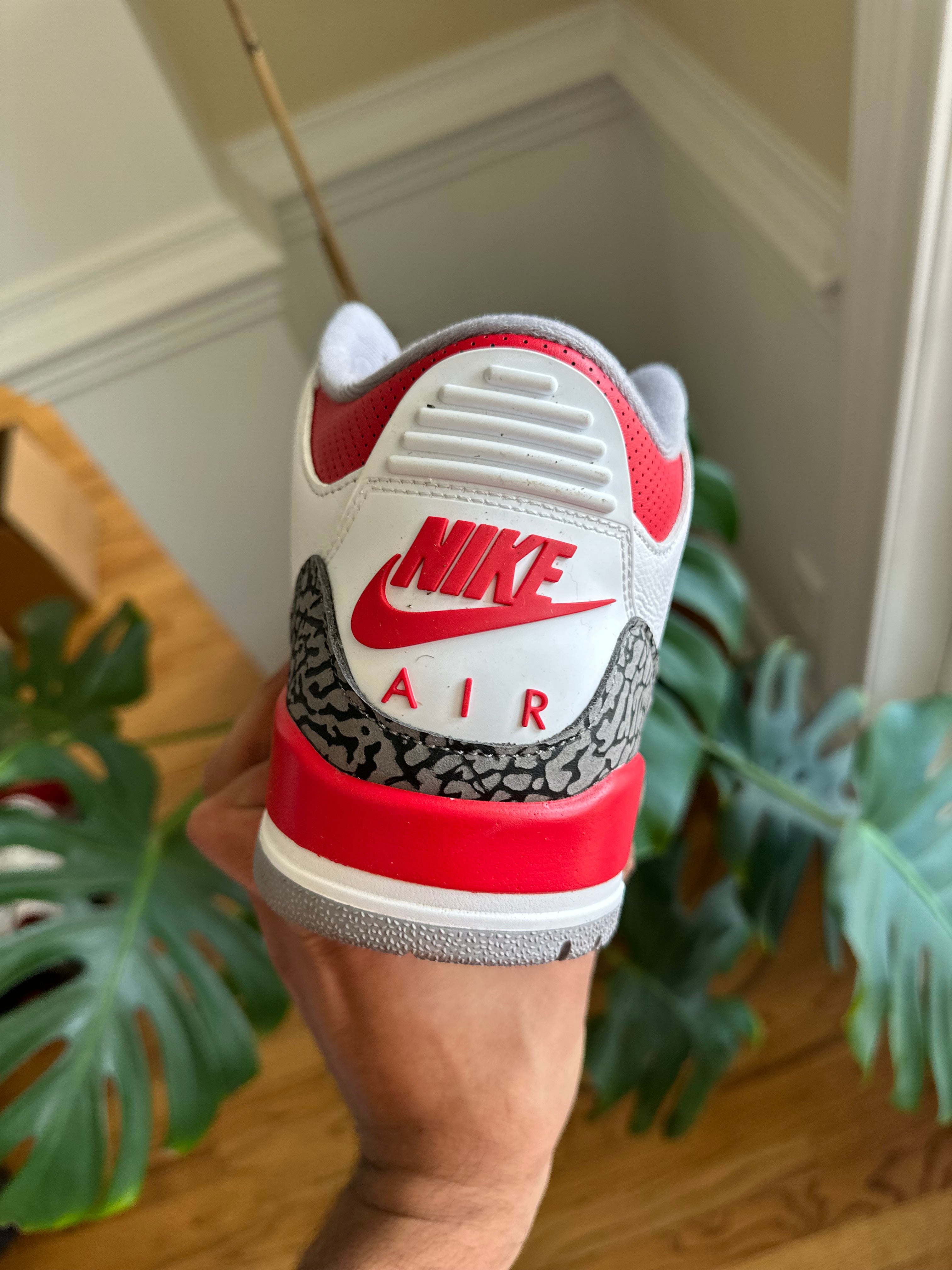 Size 11.5 - J3 fire red
